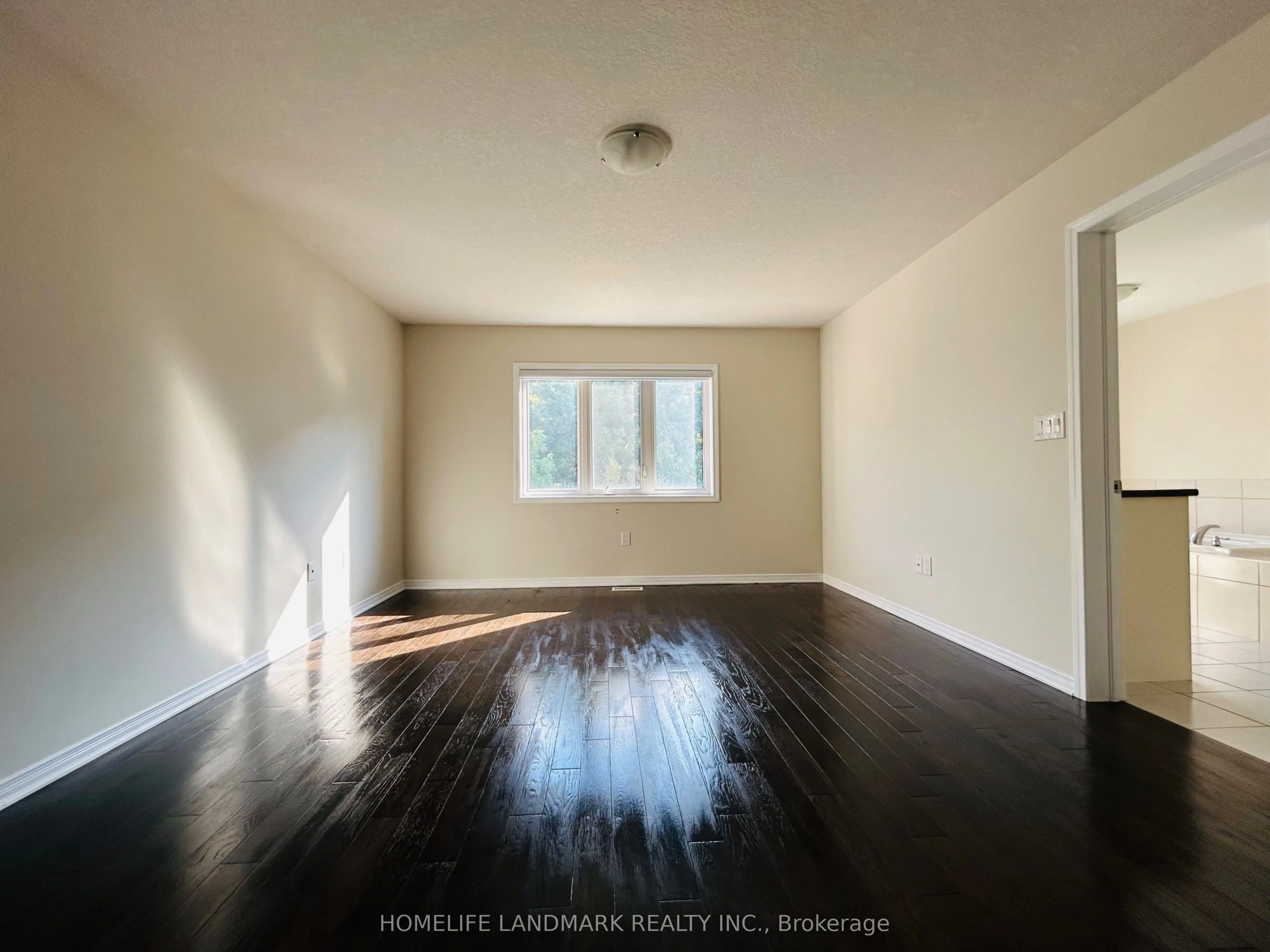 97 Cactus Crescent