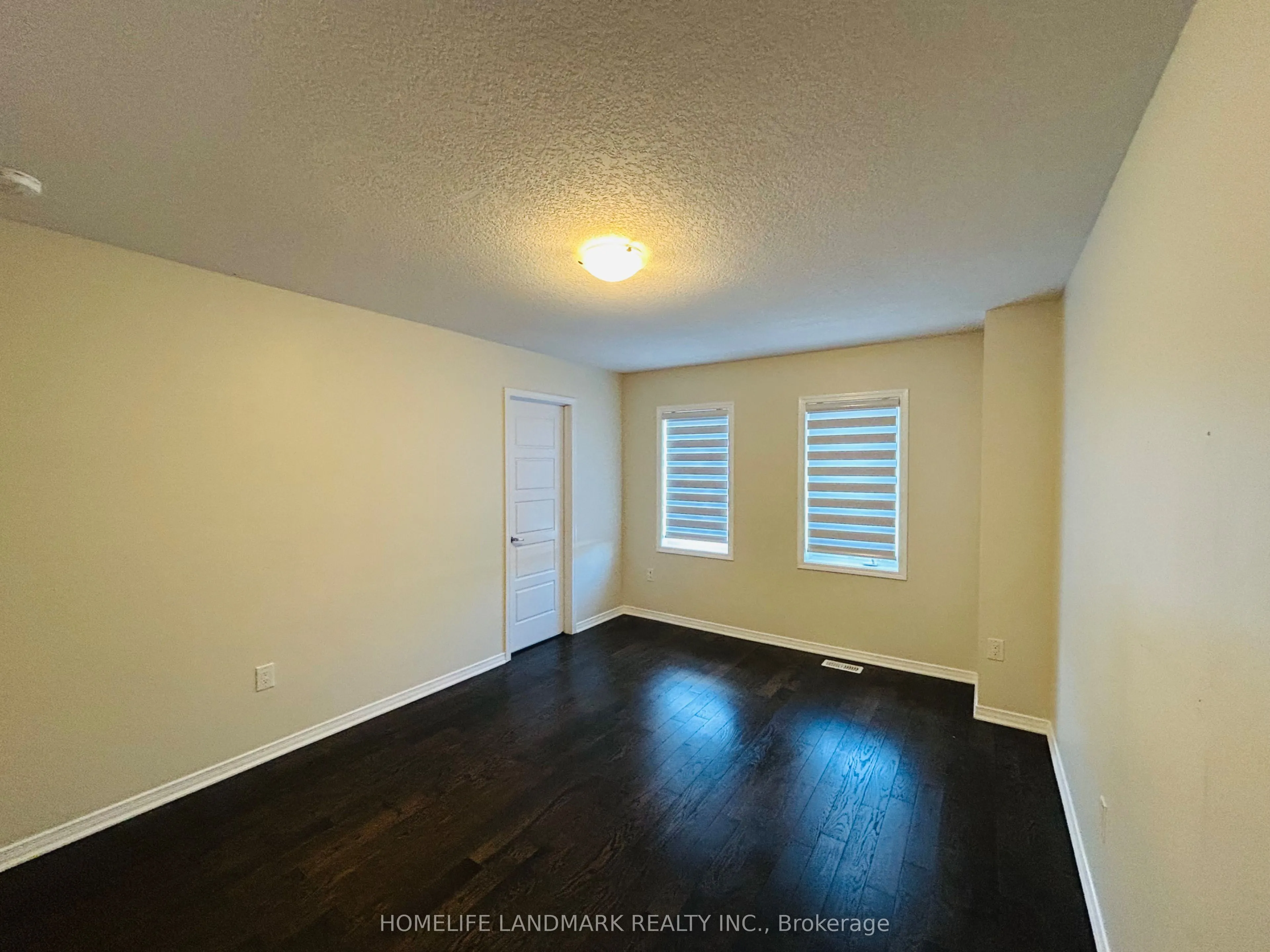 97 Cactus Crescent