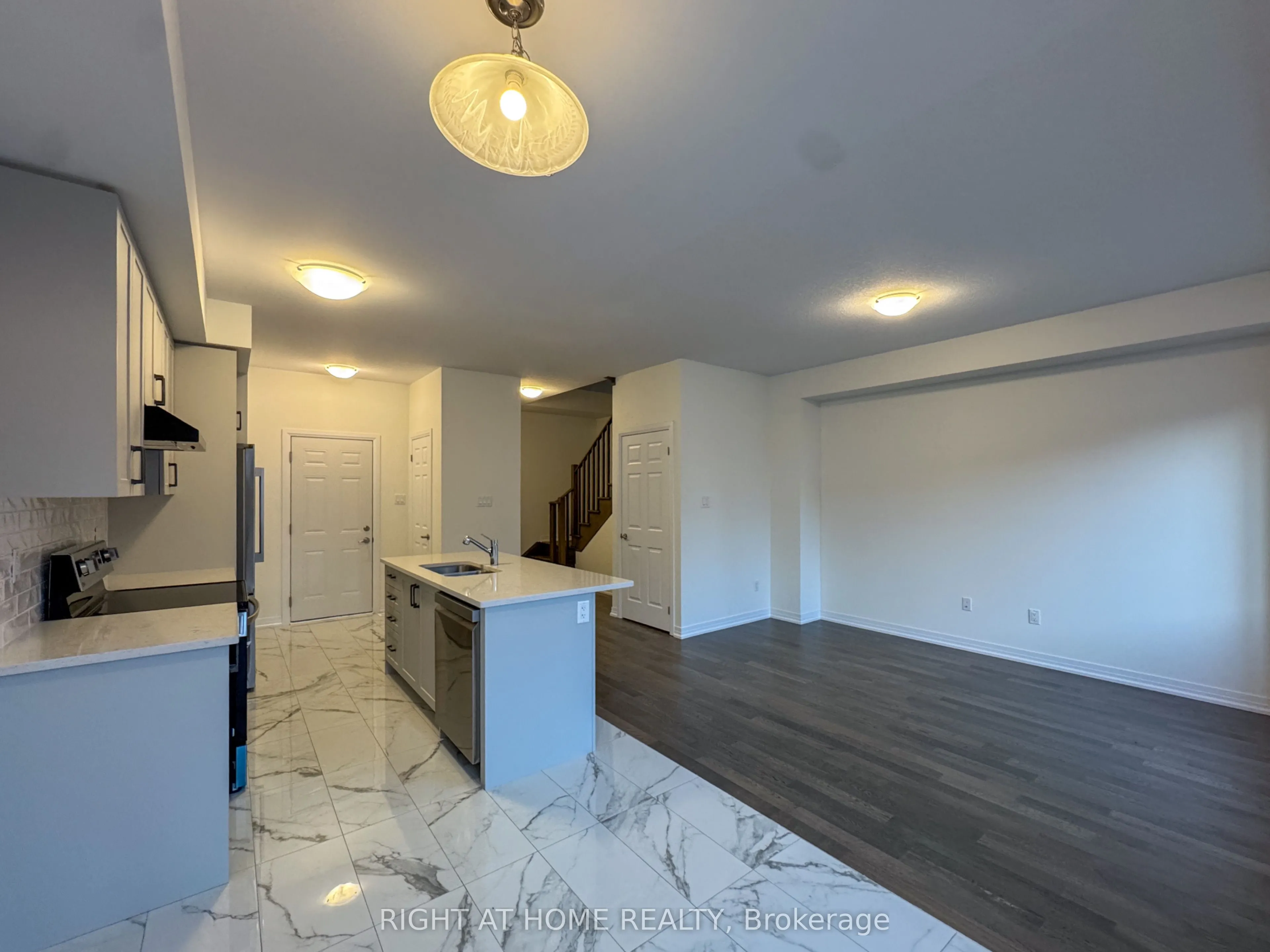 79 Brighton Lane