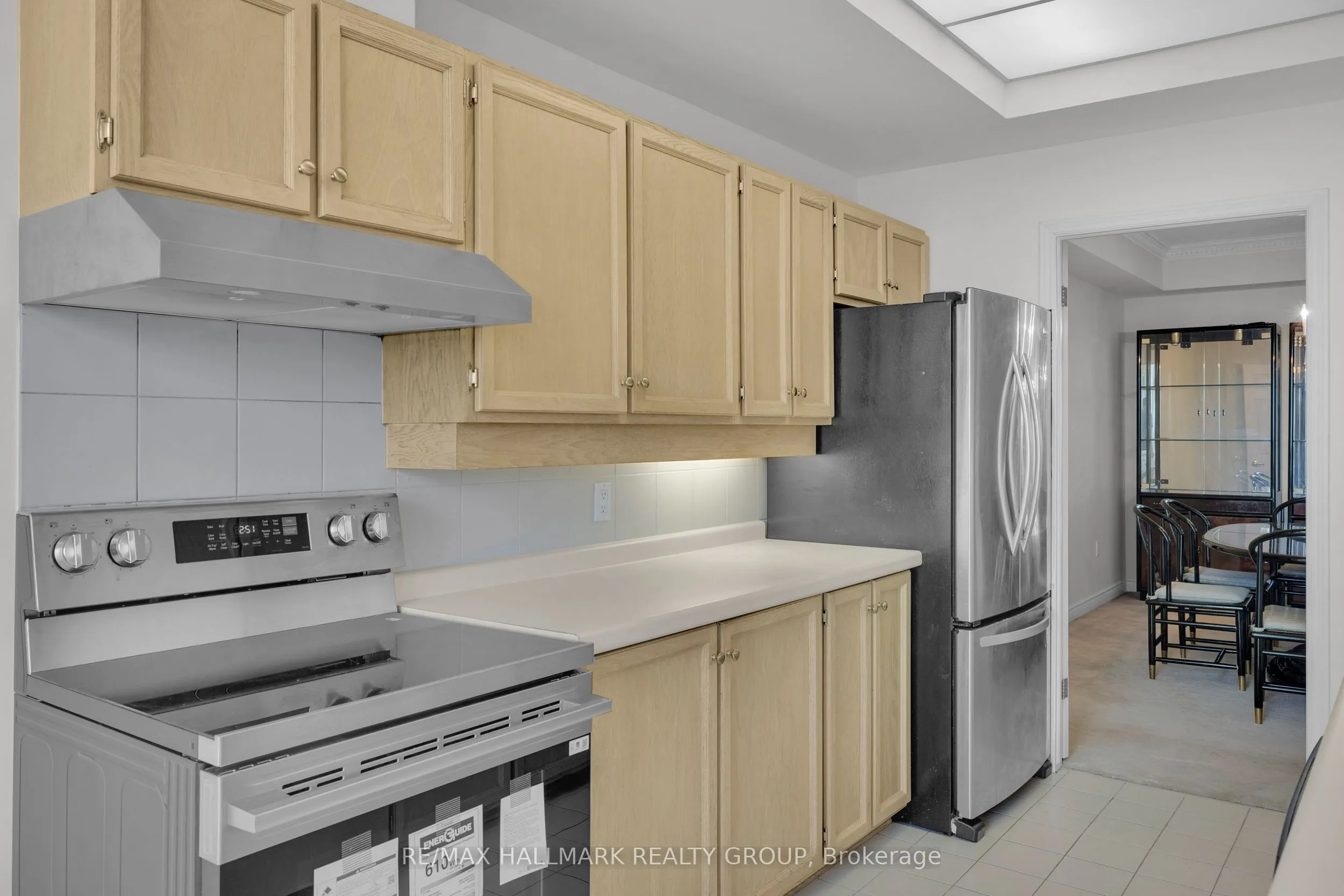 1480 Riverside Drive, #2204
