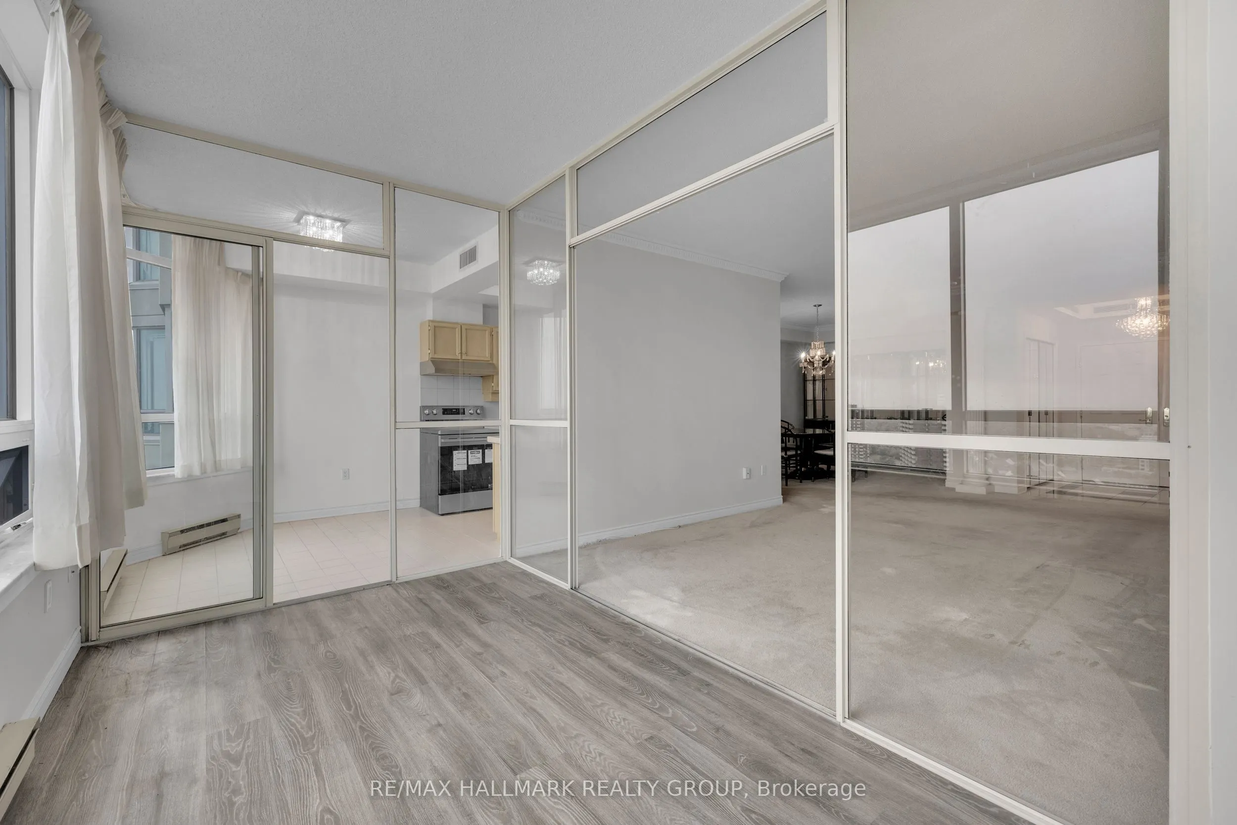 1480 Riverside Drive, #2204
