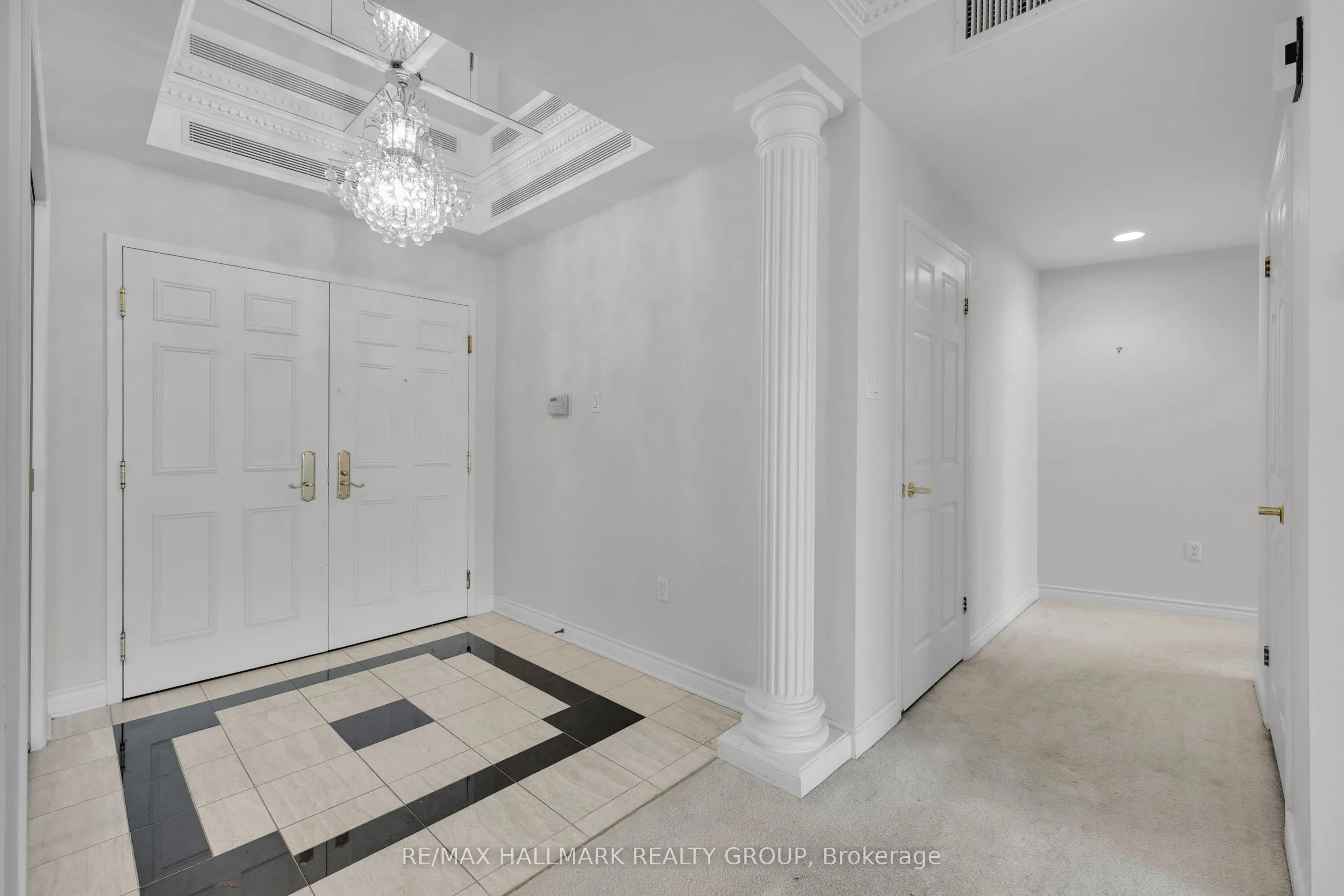 1480 Riverside Drive, #2204
