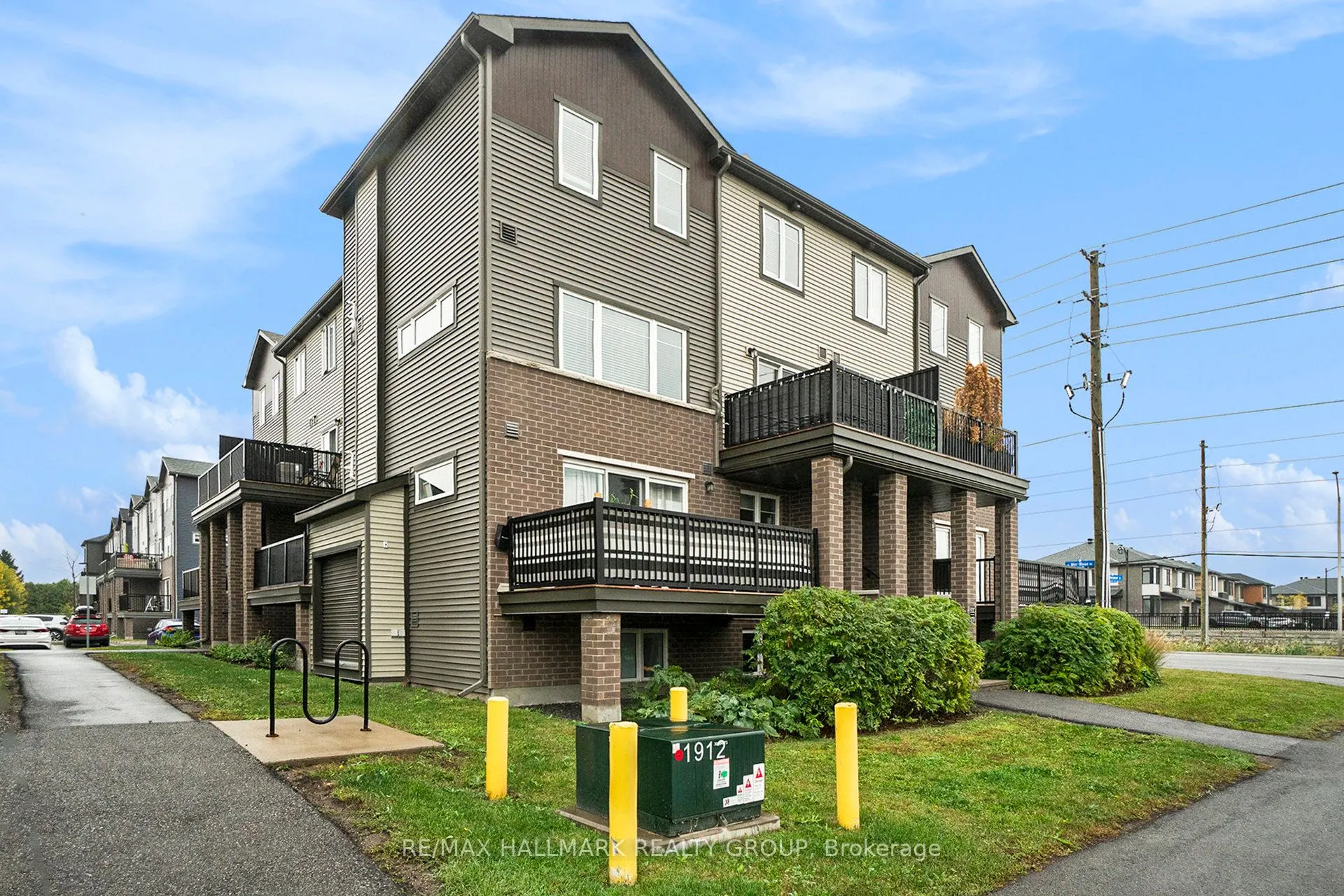 512 Decoeur Drive, #B