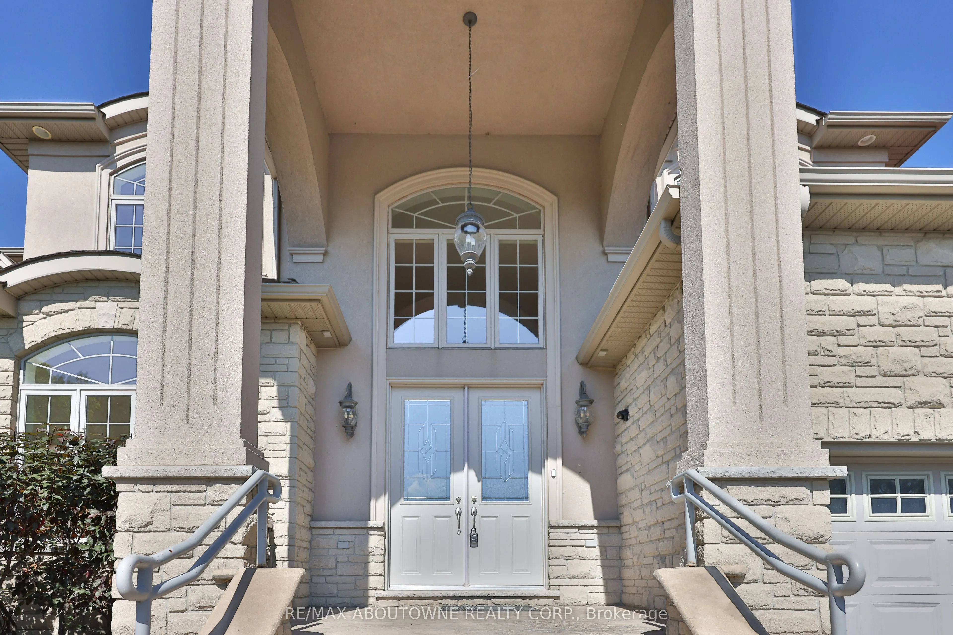 803 Ridge Road
