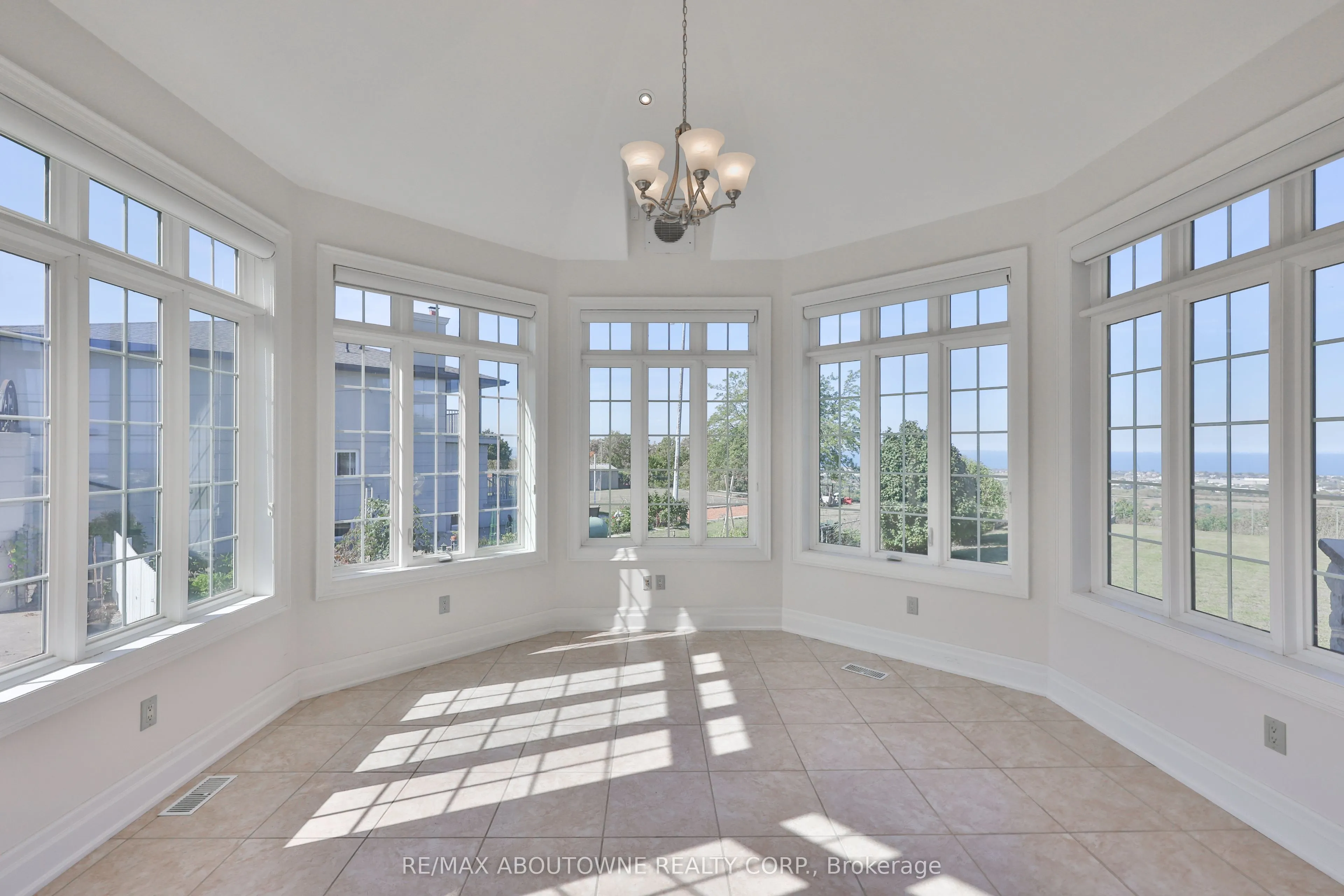 803 Ridge Road