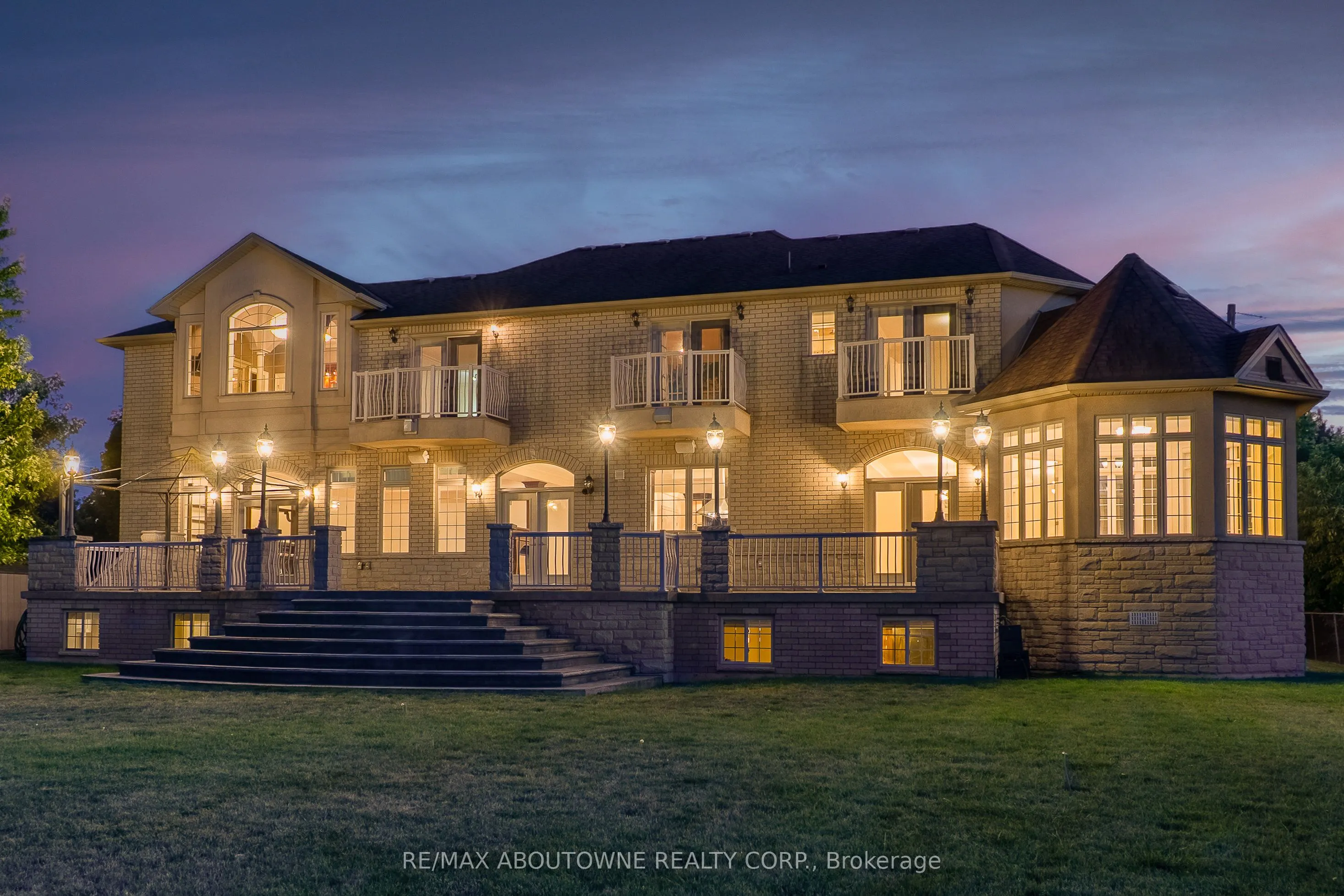 803 Ridge Road