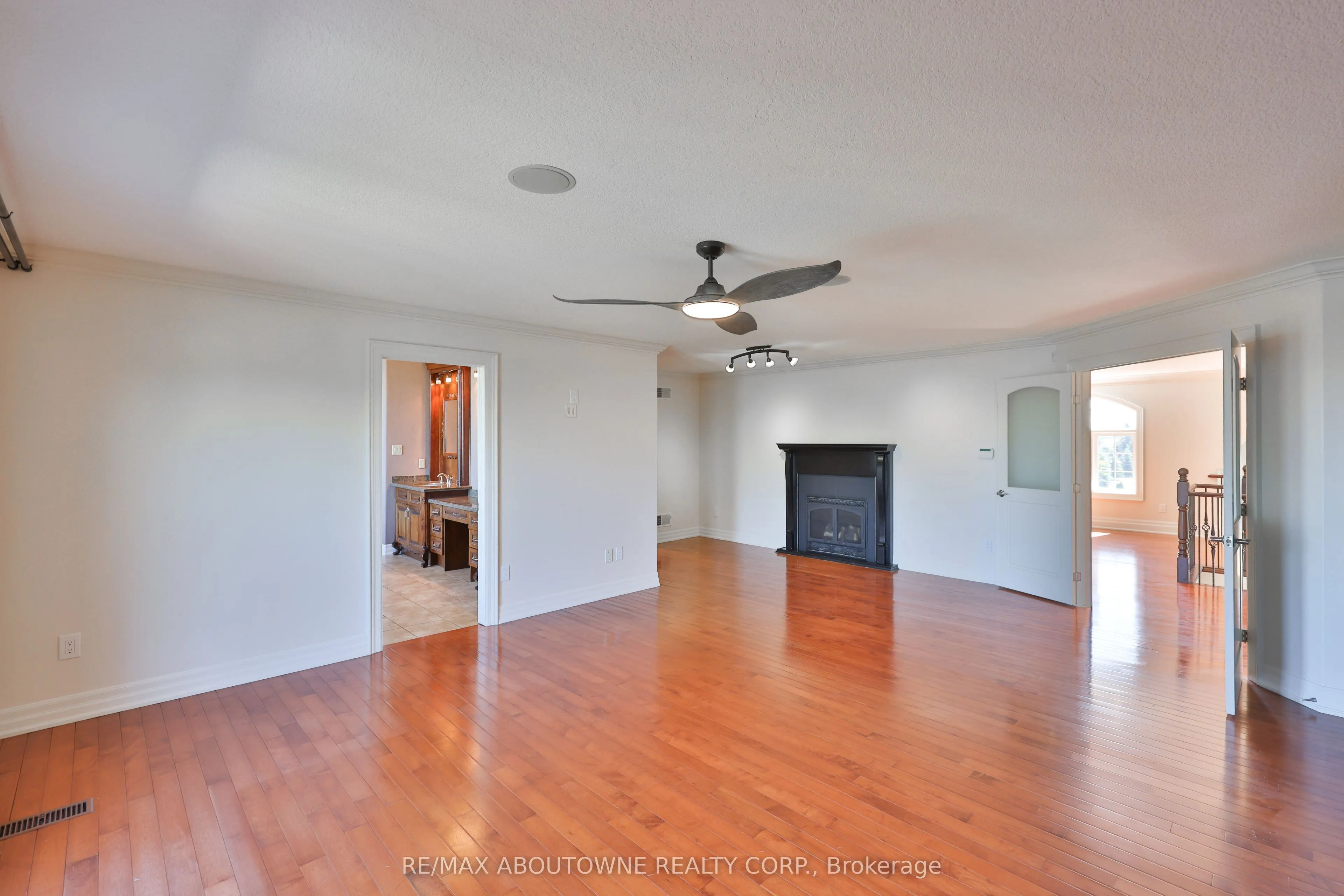 803 Ridge Road