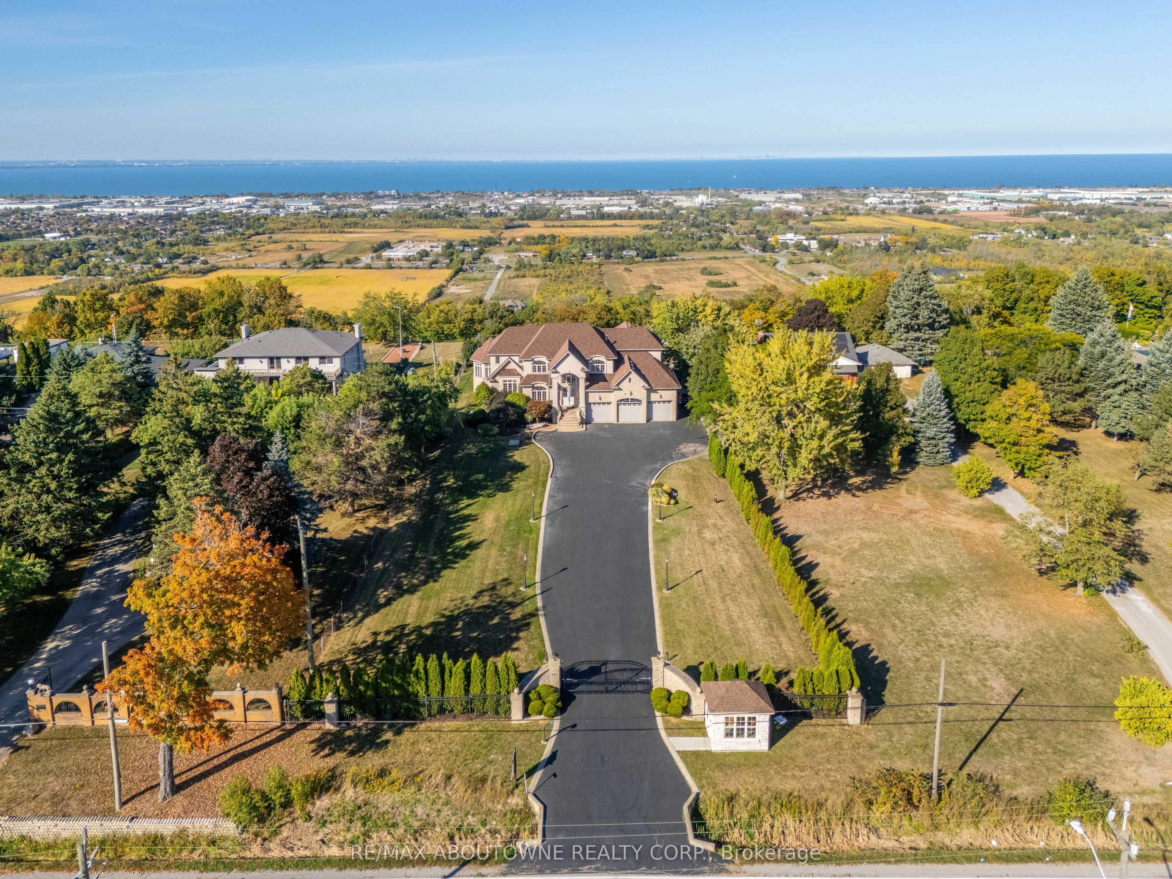 803 Ridge Road