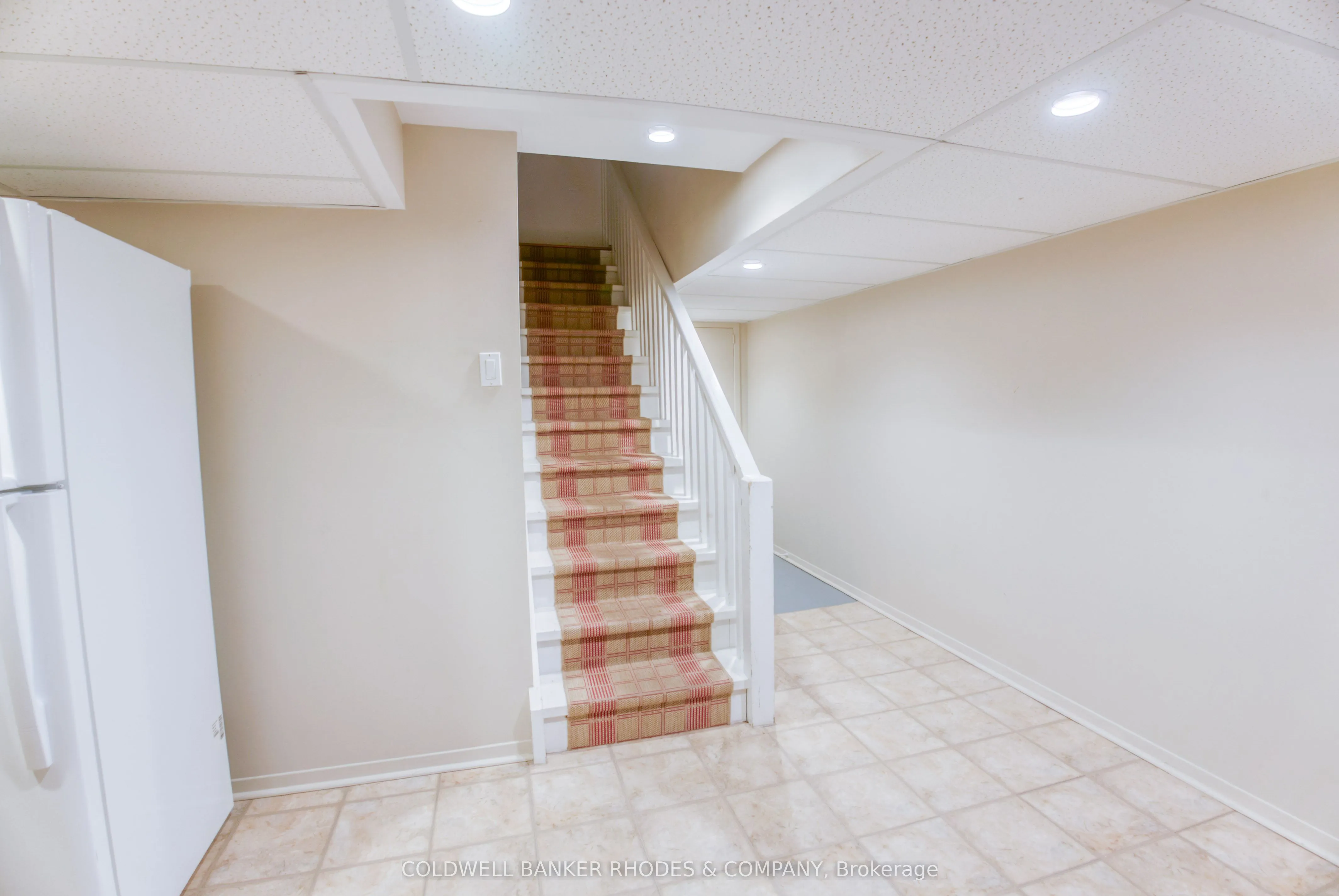 150 Lakeway Drive