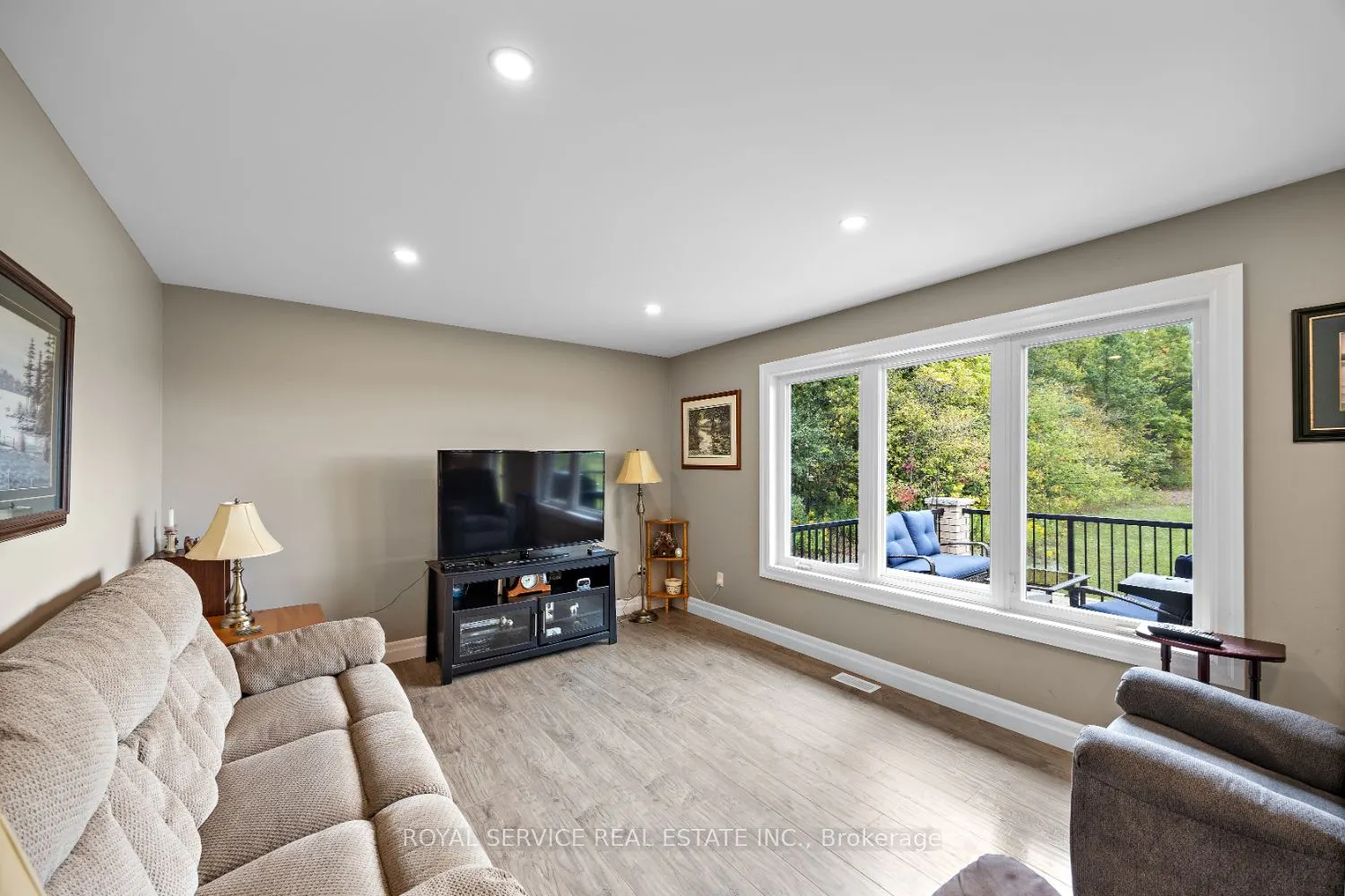 381 Sharpe Line