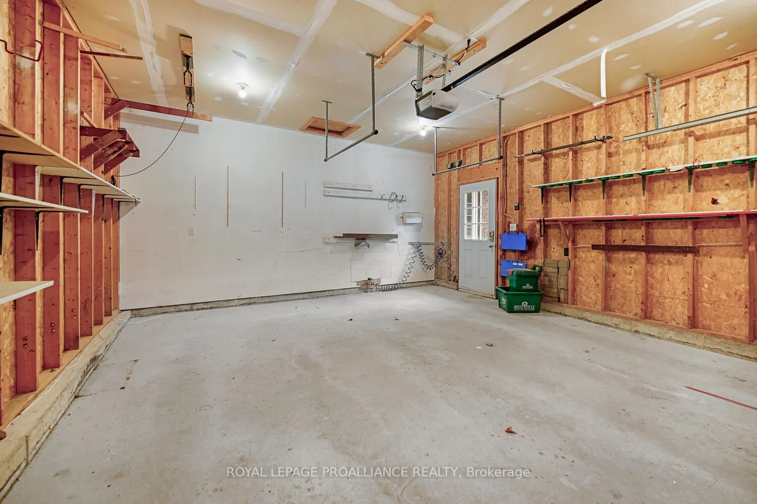 1003 Montrose Street