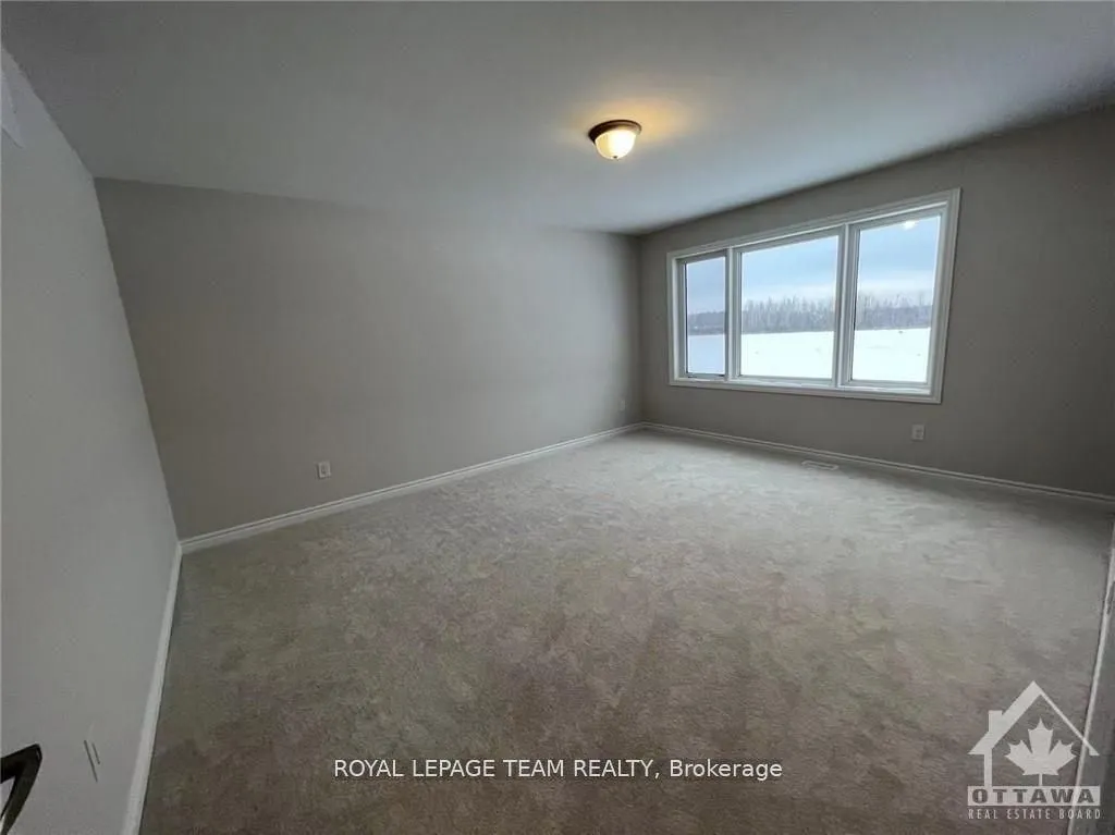 722 VENNECY Terrace