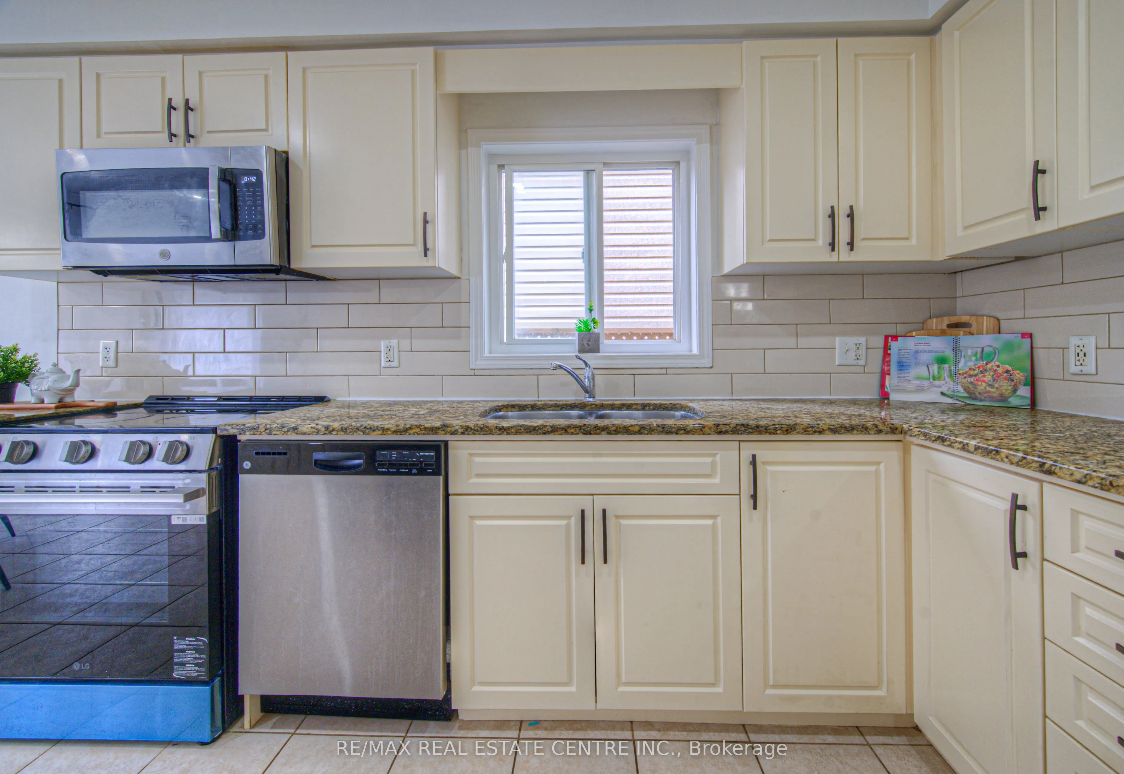 434 Woodbine Avenue