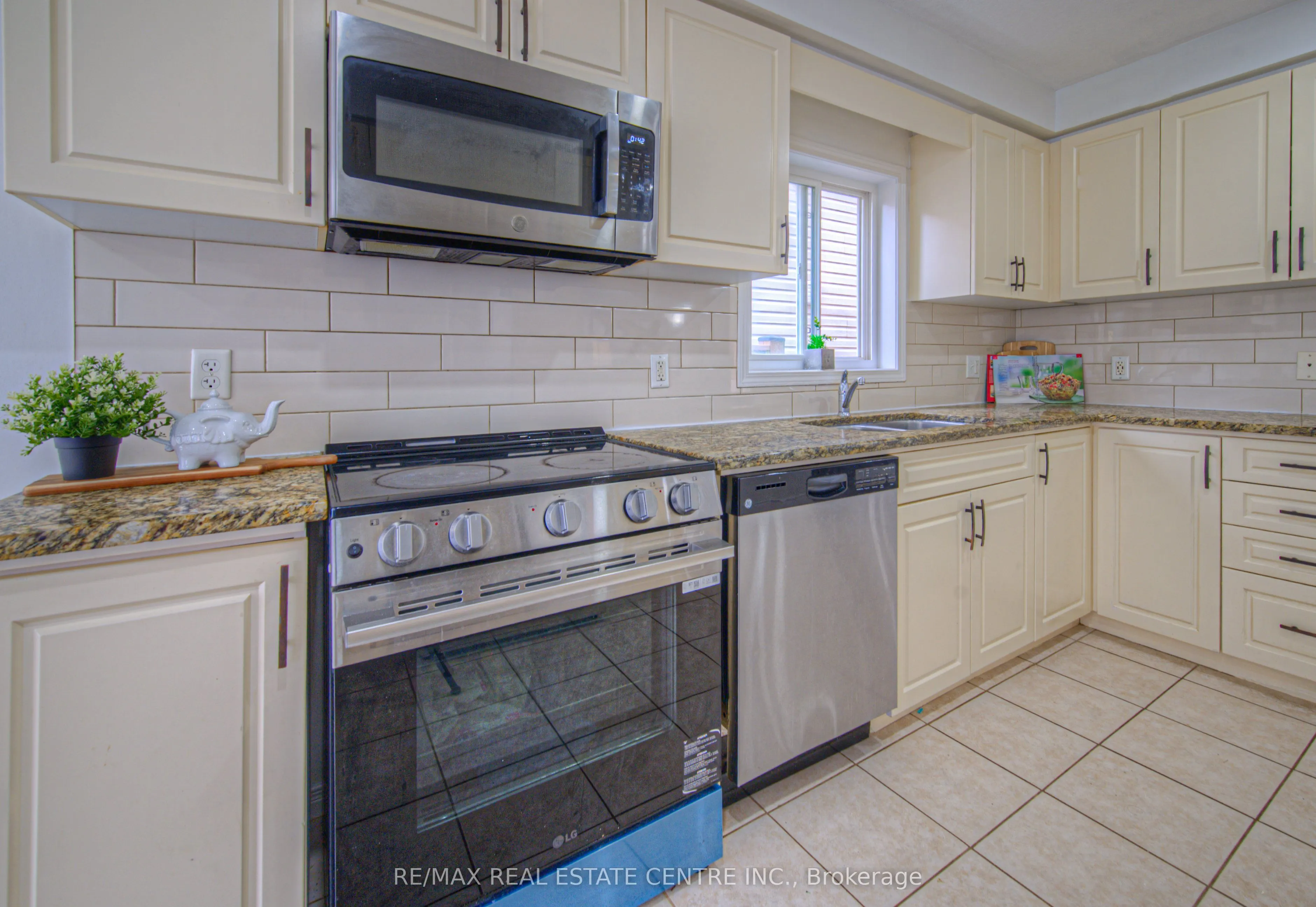 434 Woodbine Avenue