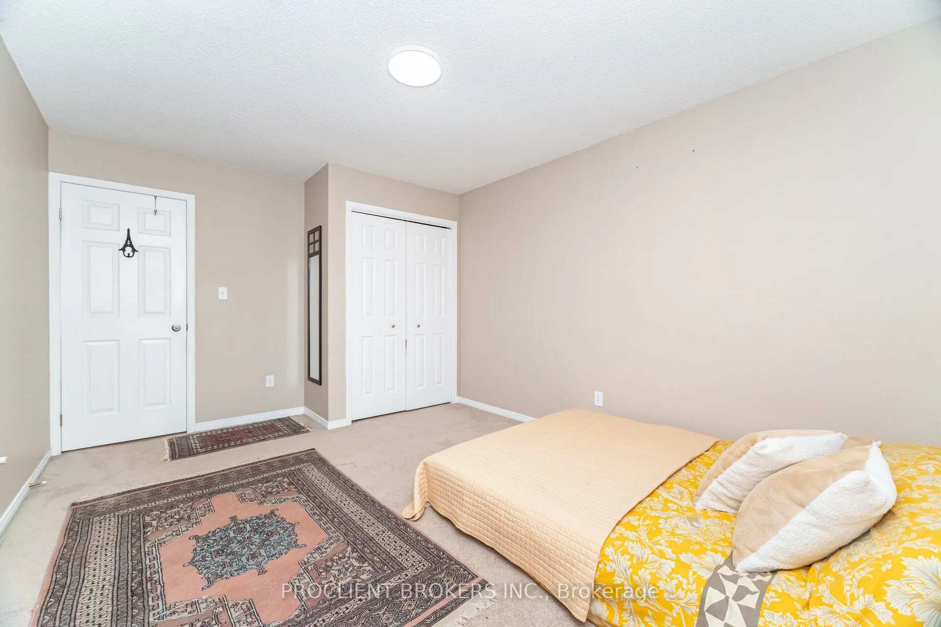 4 BRIARSDALE Crescent