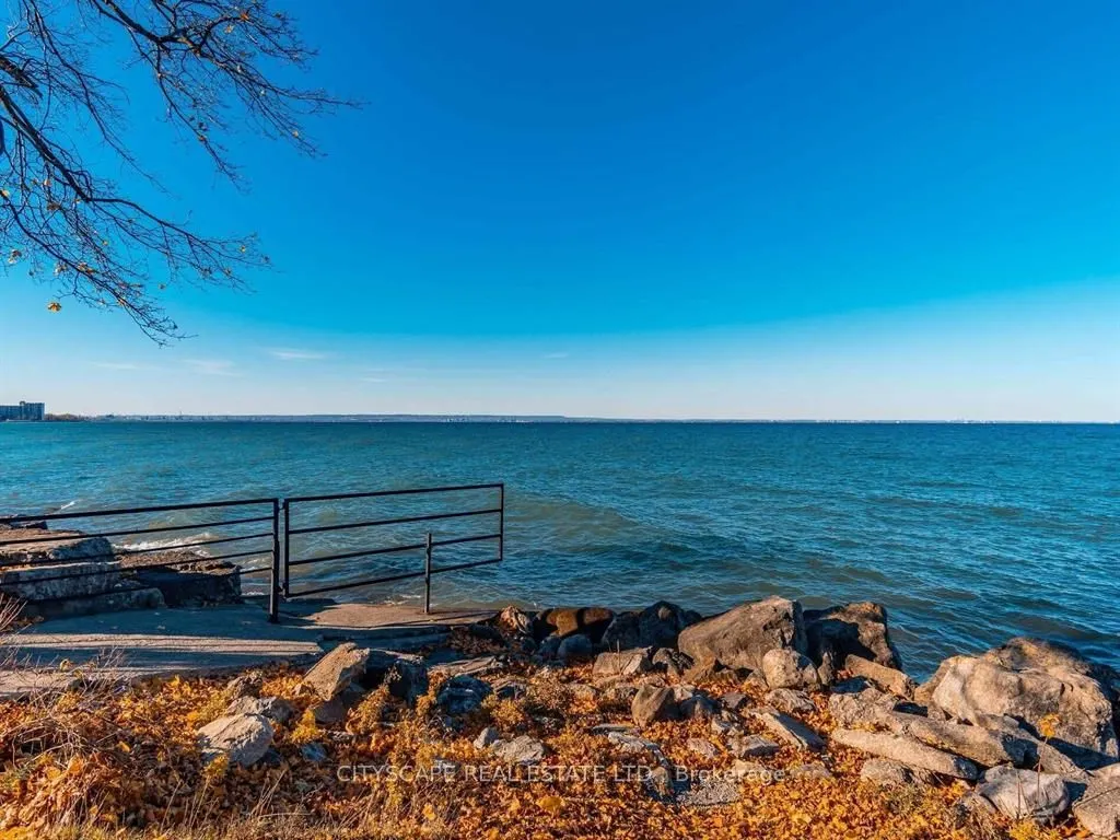 590 North Service Road, #76