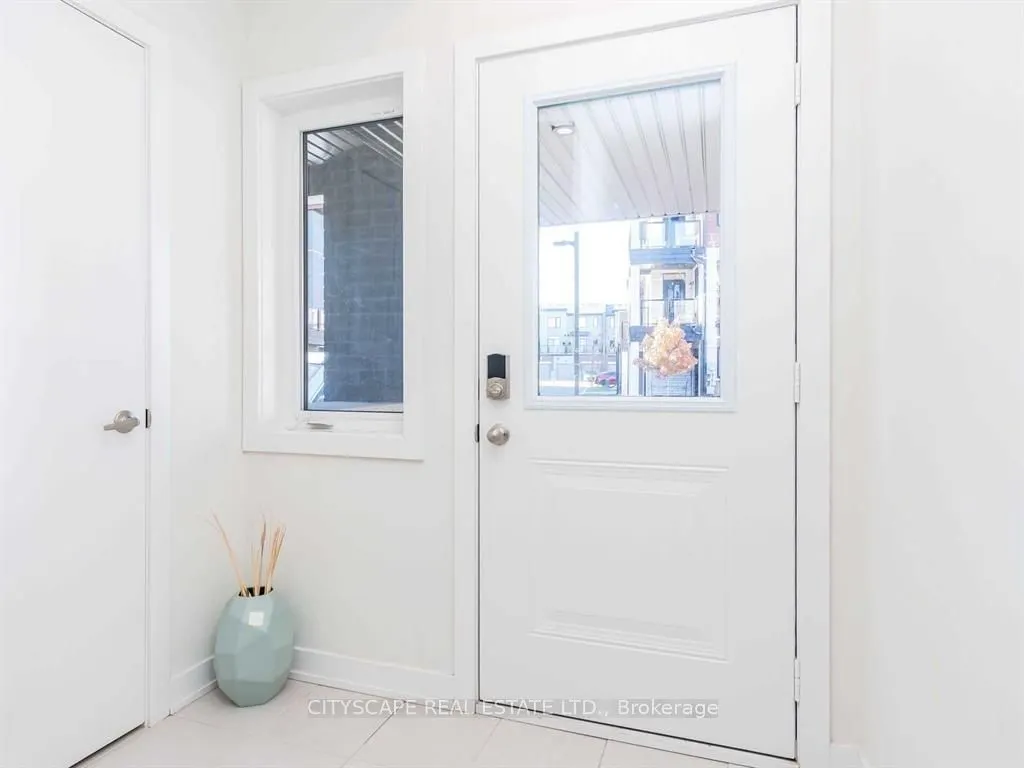 590 North Service Road, #76