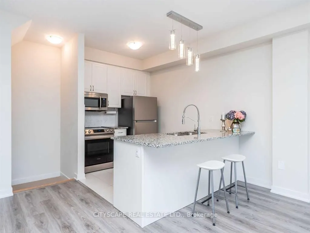 590 North Service Road, #76