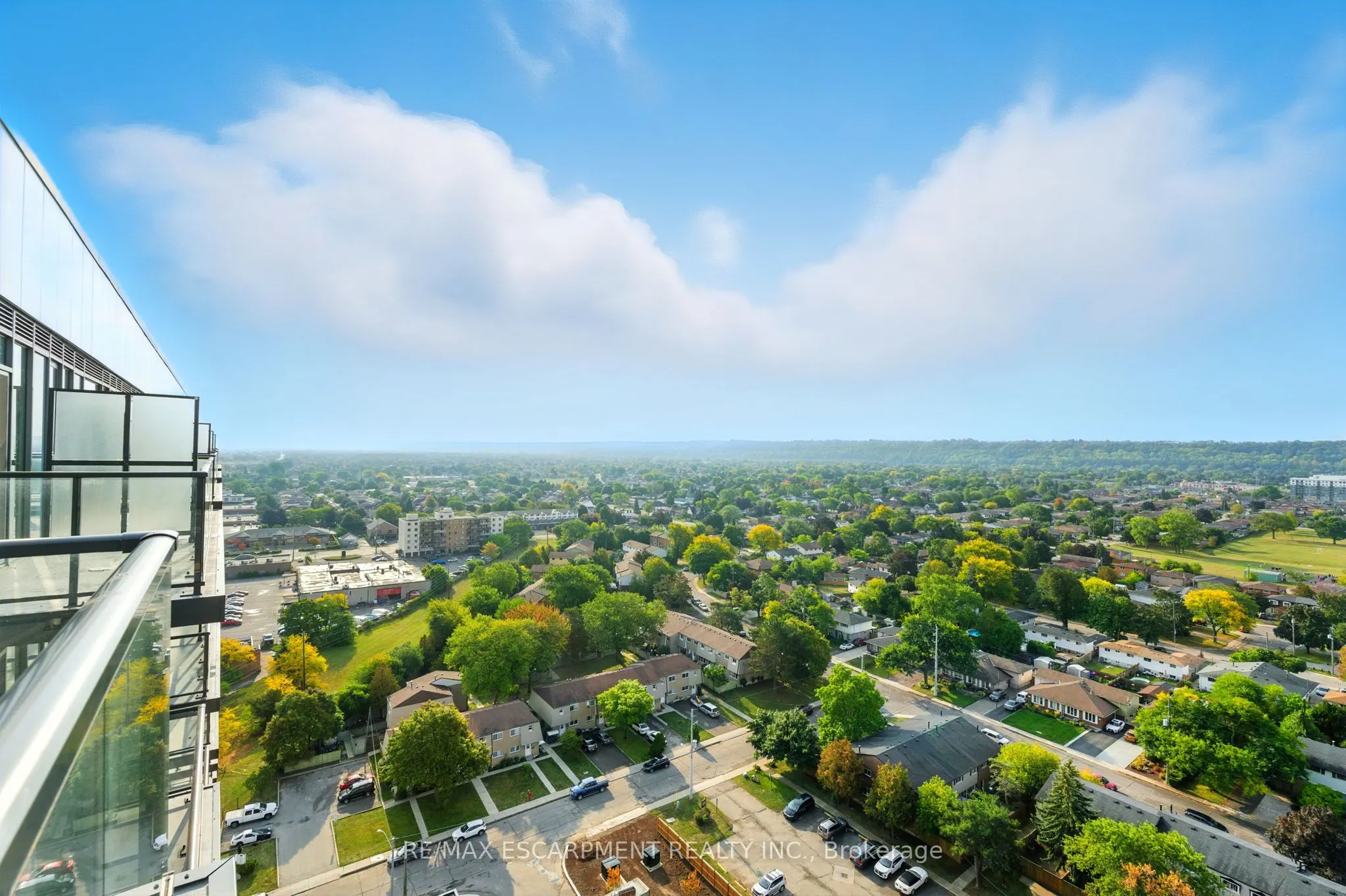 2782 Barton Street E, #1605