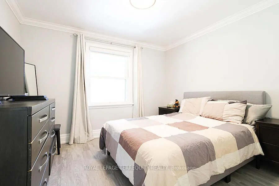 153 East 16th Street