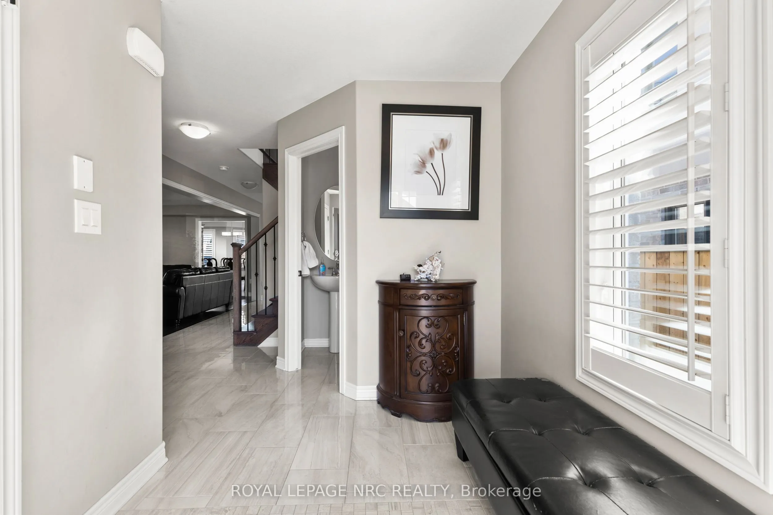6058 Ernest Crescent