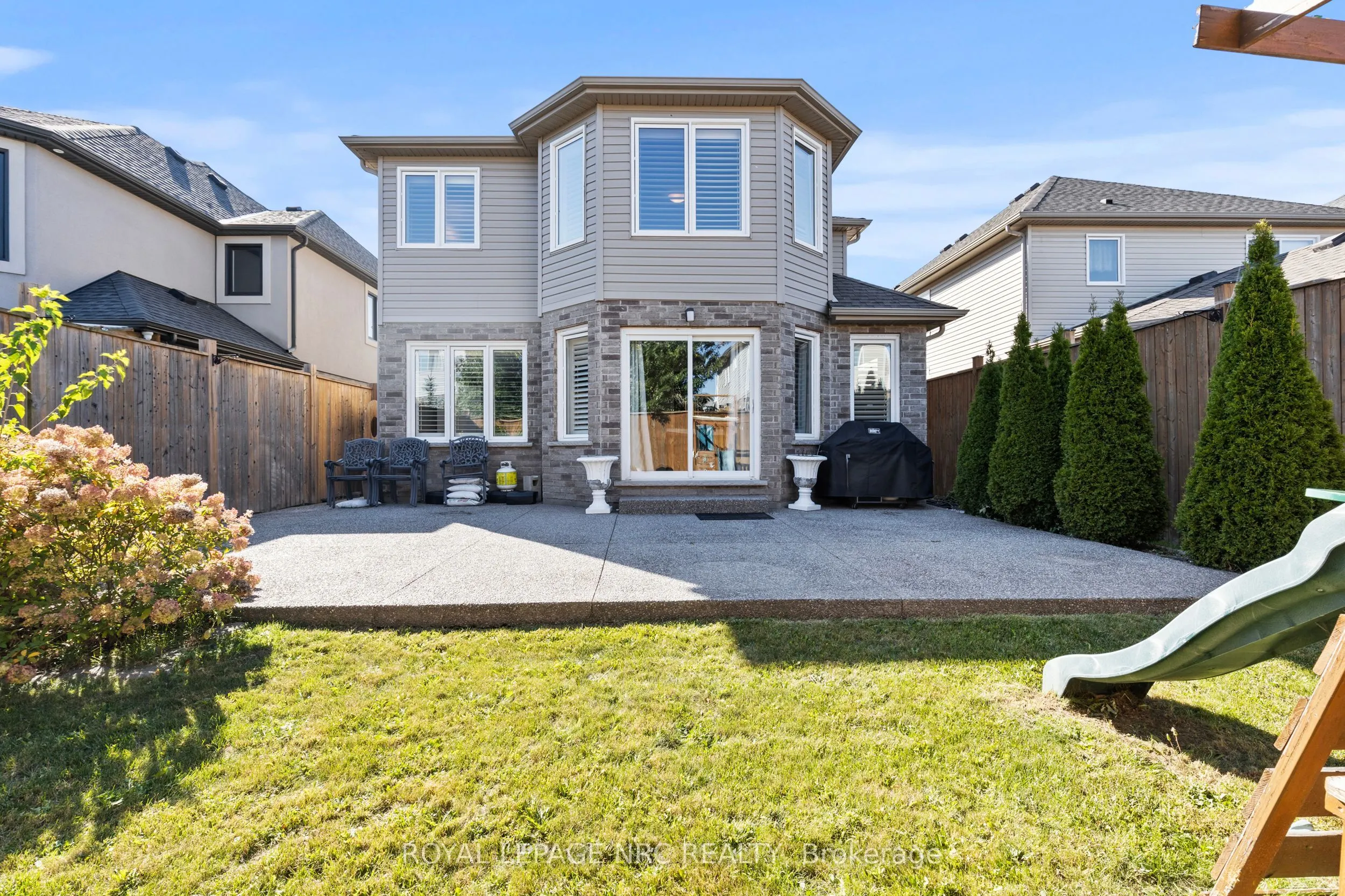 6058 Ernest Crescent