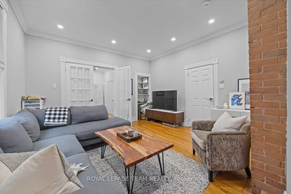 21 Arlington Avenue