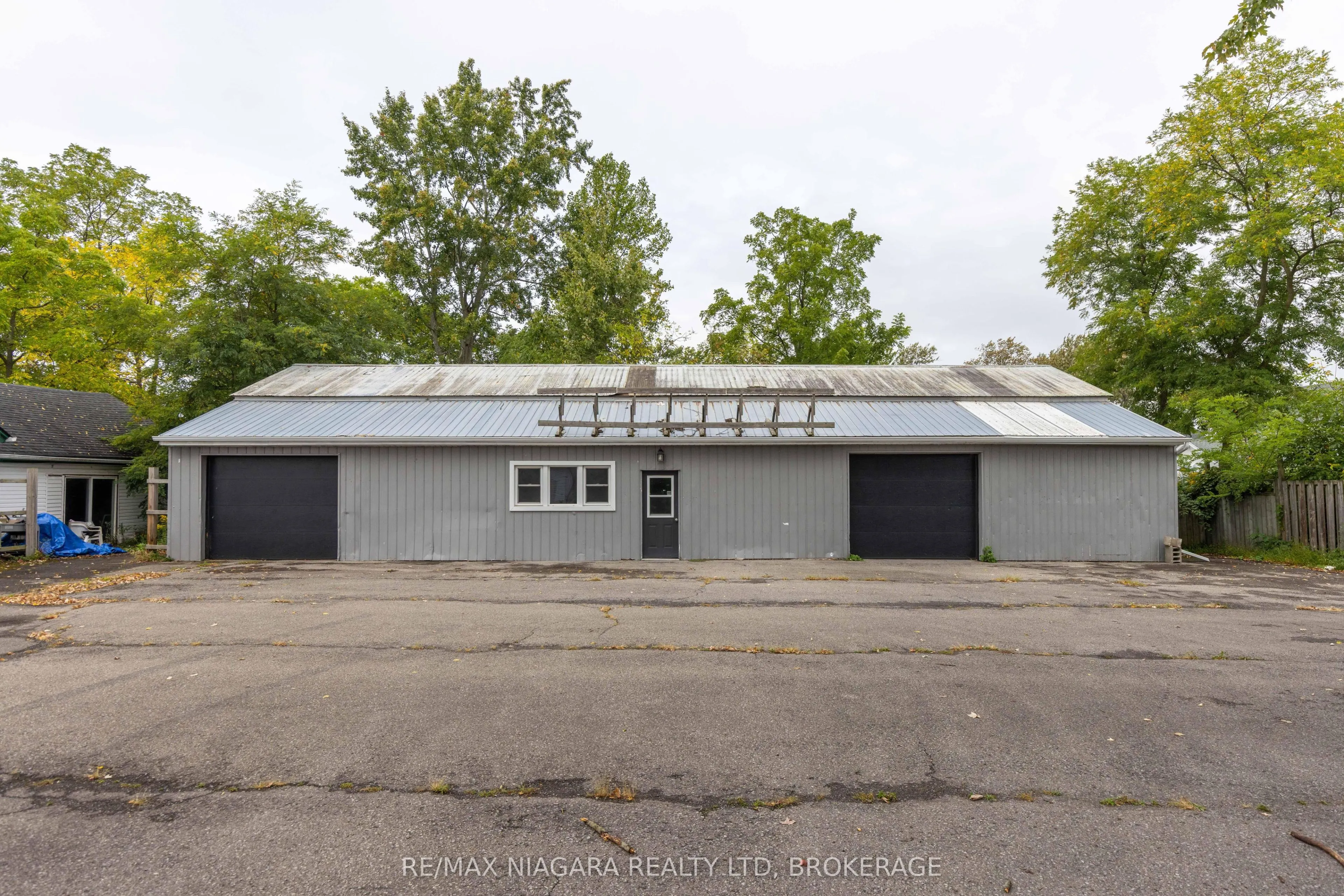 197-199 Ridge Road N