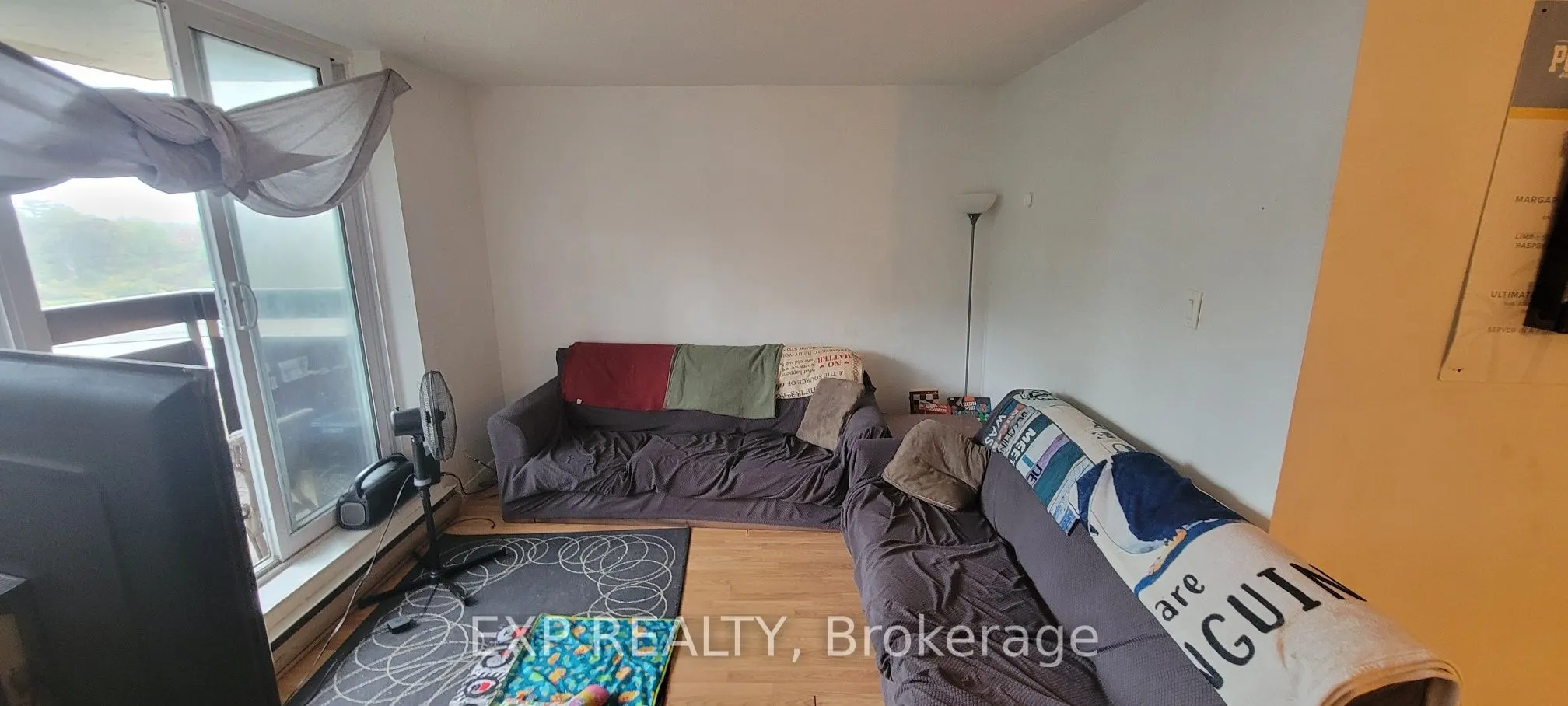 2000 Jasmine Crescent, #516
