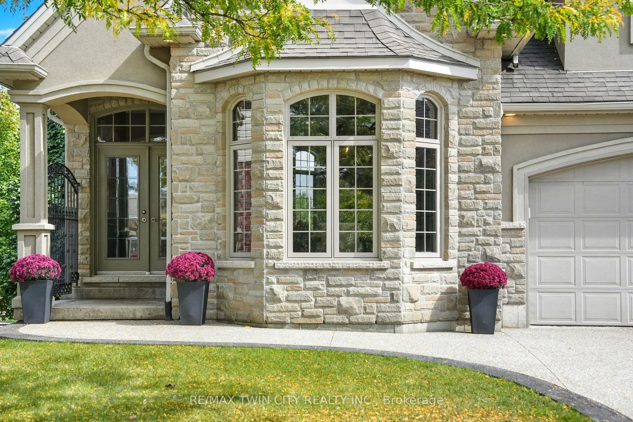 20 Zavarella Court