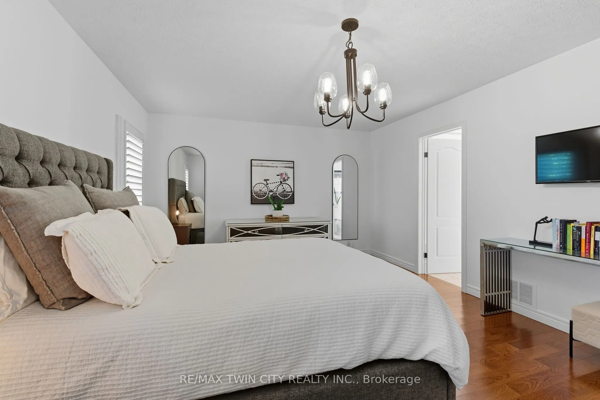 20 Zavarella Court