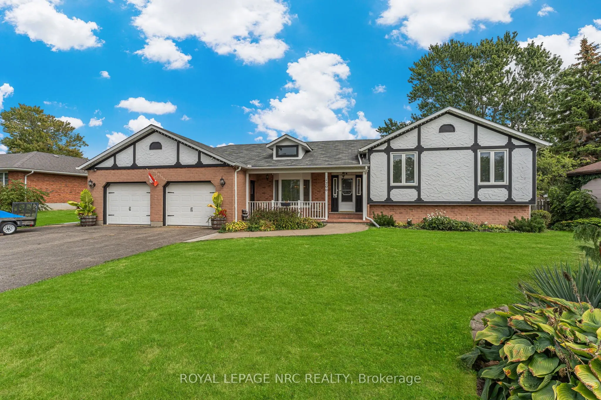 1200 PETTIT Road