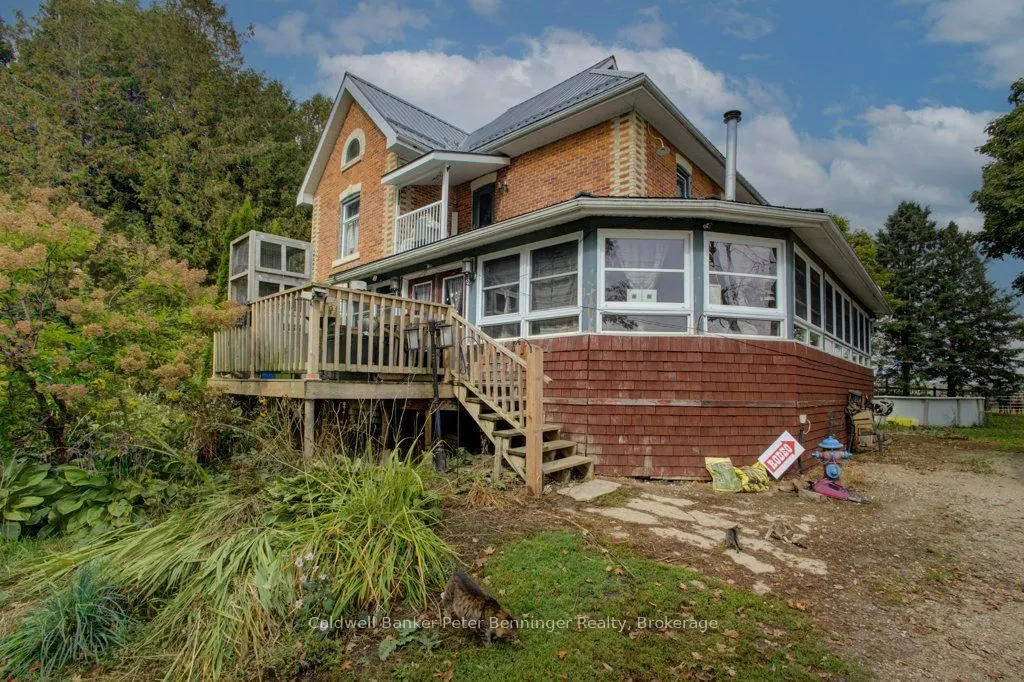 185197 Grey Road 9 Road
