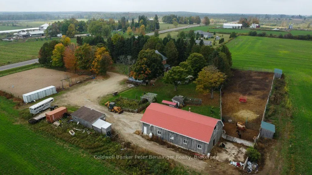 185197 Grey Road 9 Road