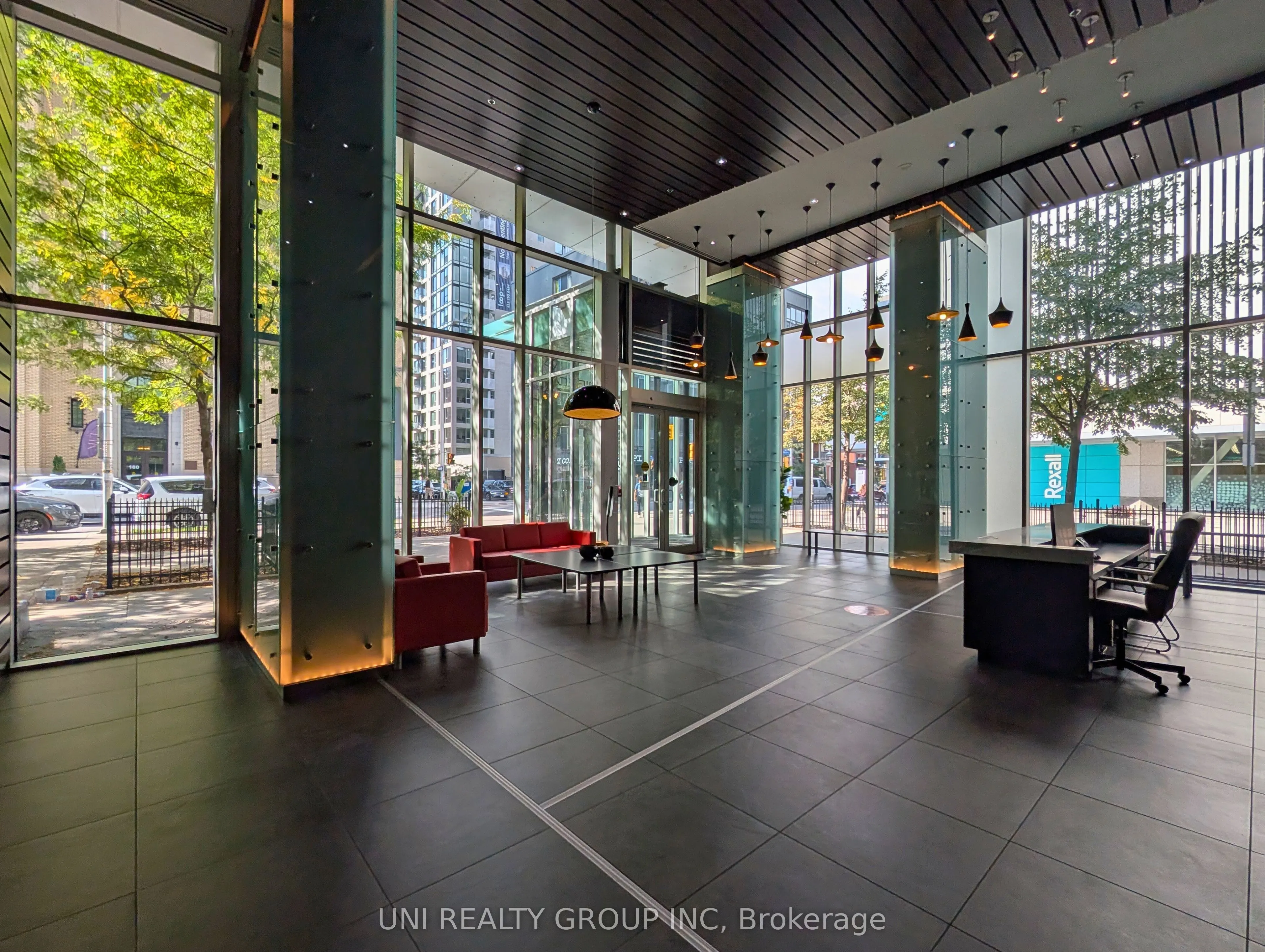 179 Metcalfe Street, #1008
