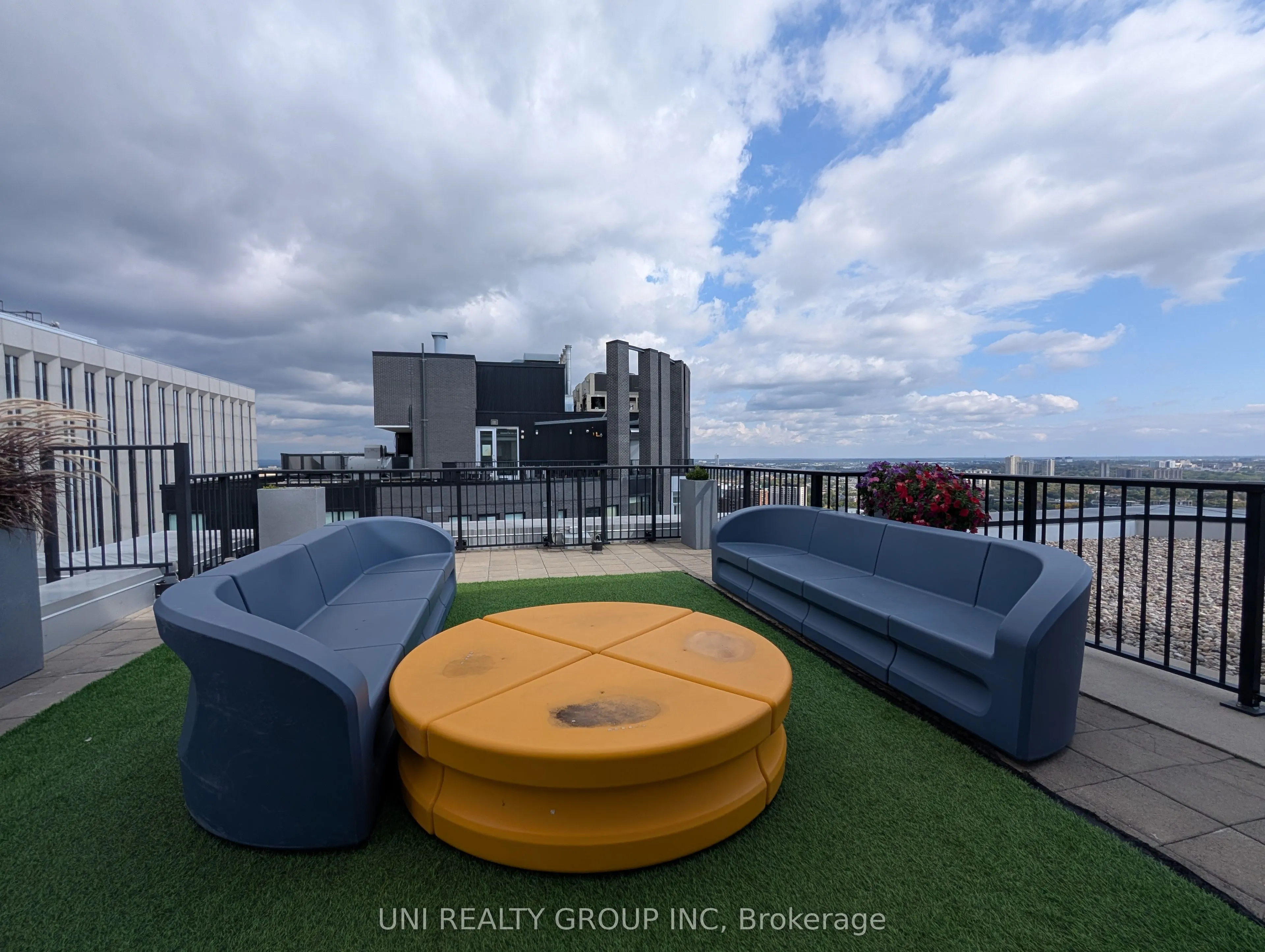 179 Metcalfe Street, #1008