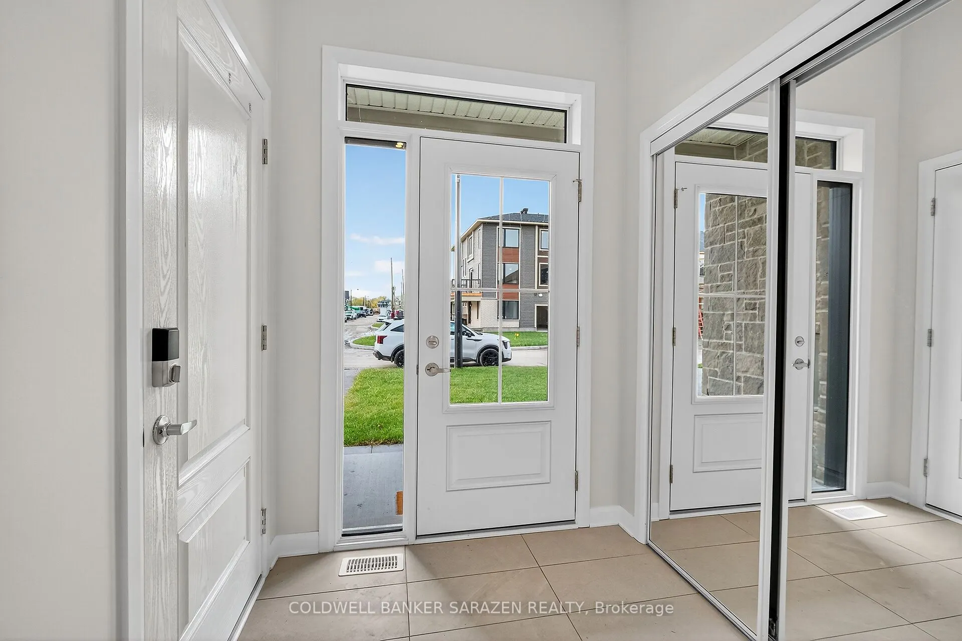 936 Eileen Vollick Crescent