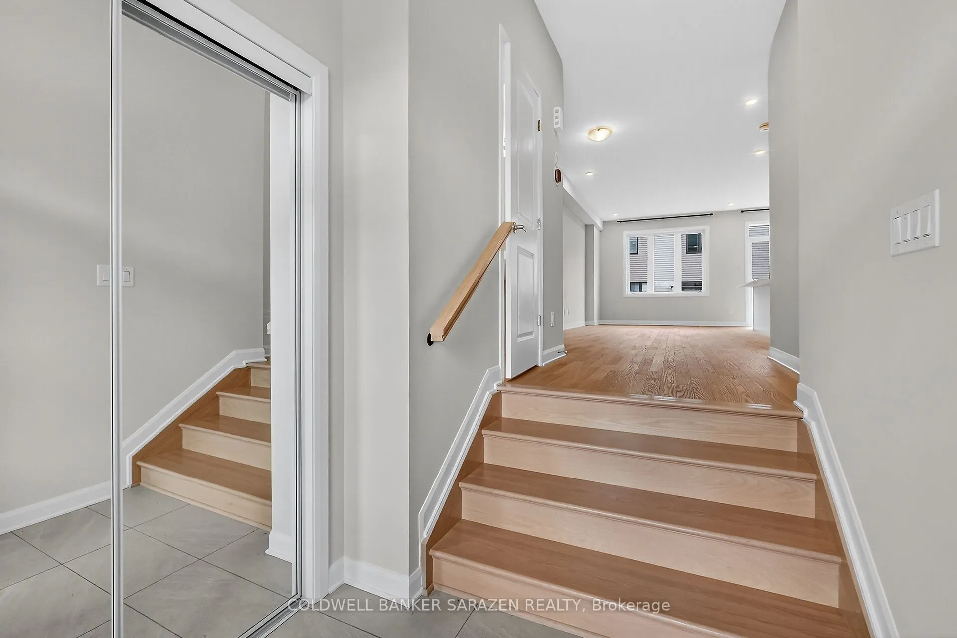936 Eileen Vollick Crescent