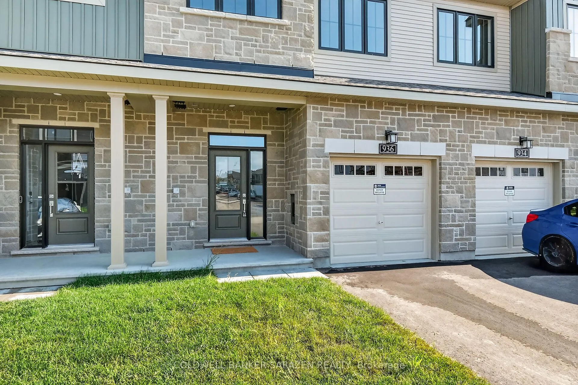 936 Eileen Vollick Crescent