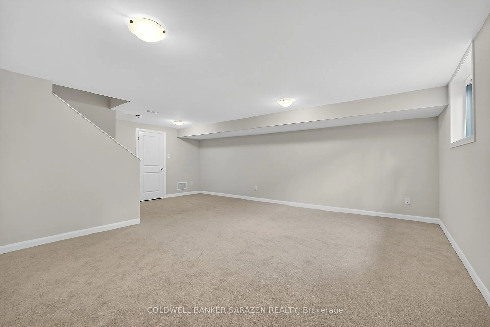 936 Eileen Vollick Crescent