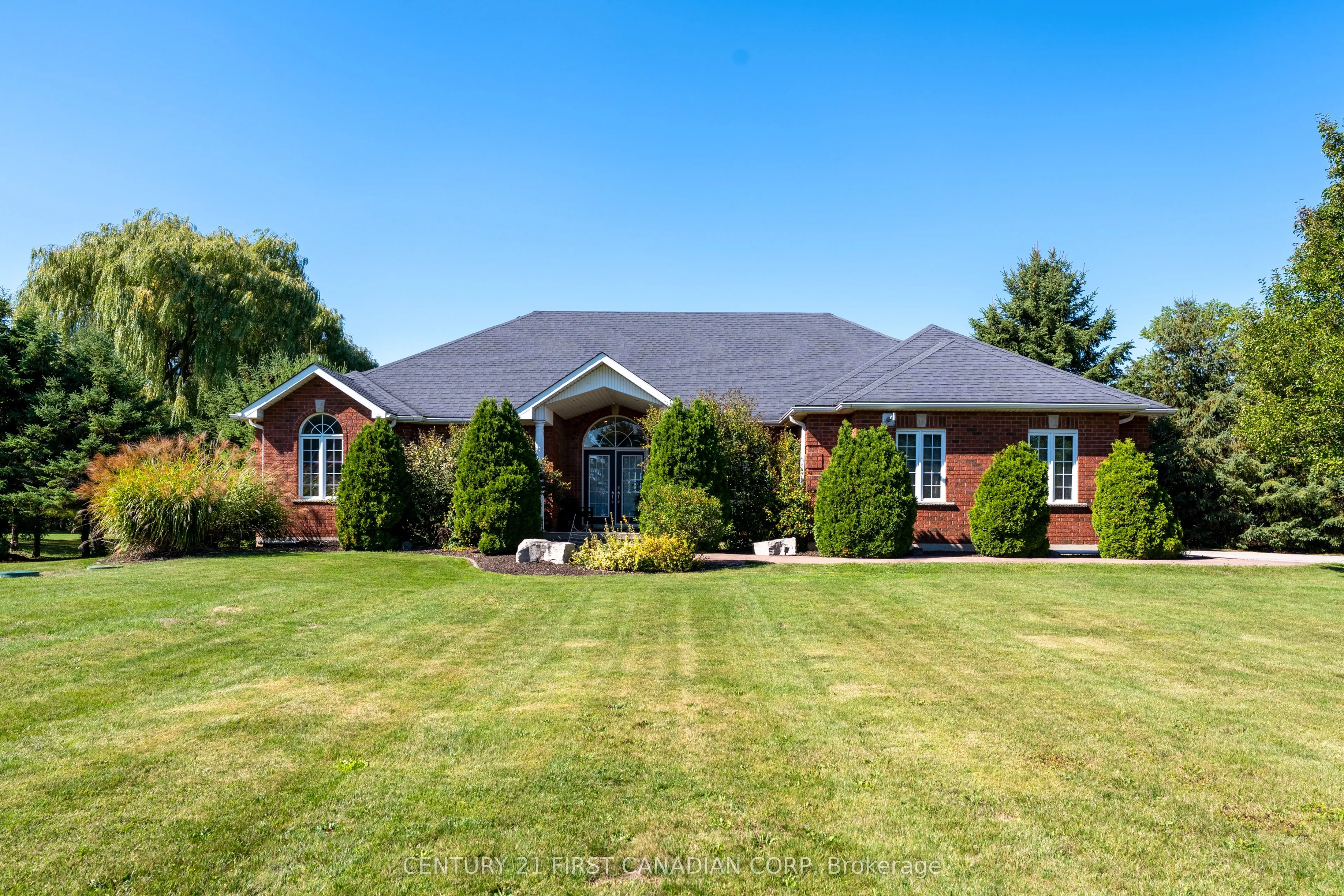 325 Brant County 18 Road