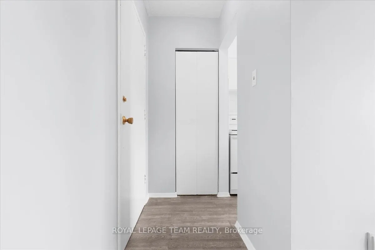 20 Pottruff Road N