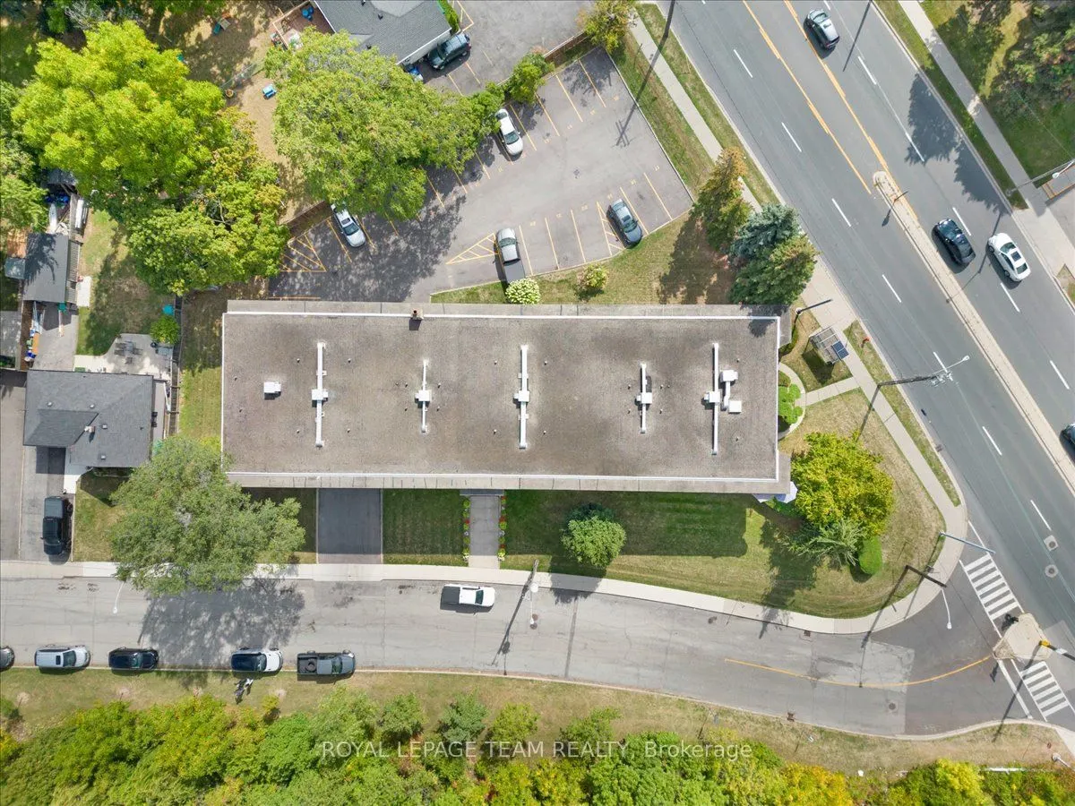 20 Pottruff Road N