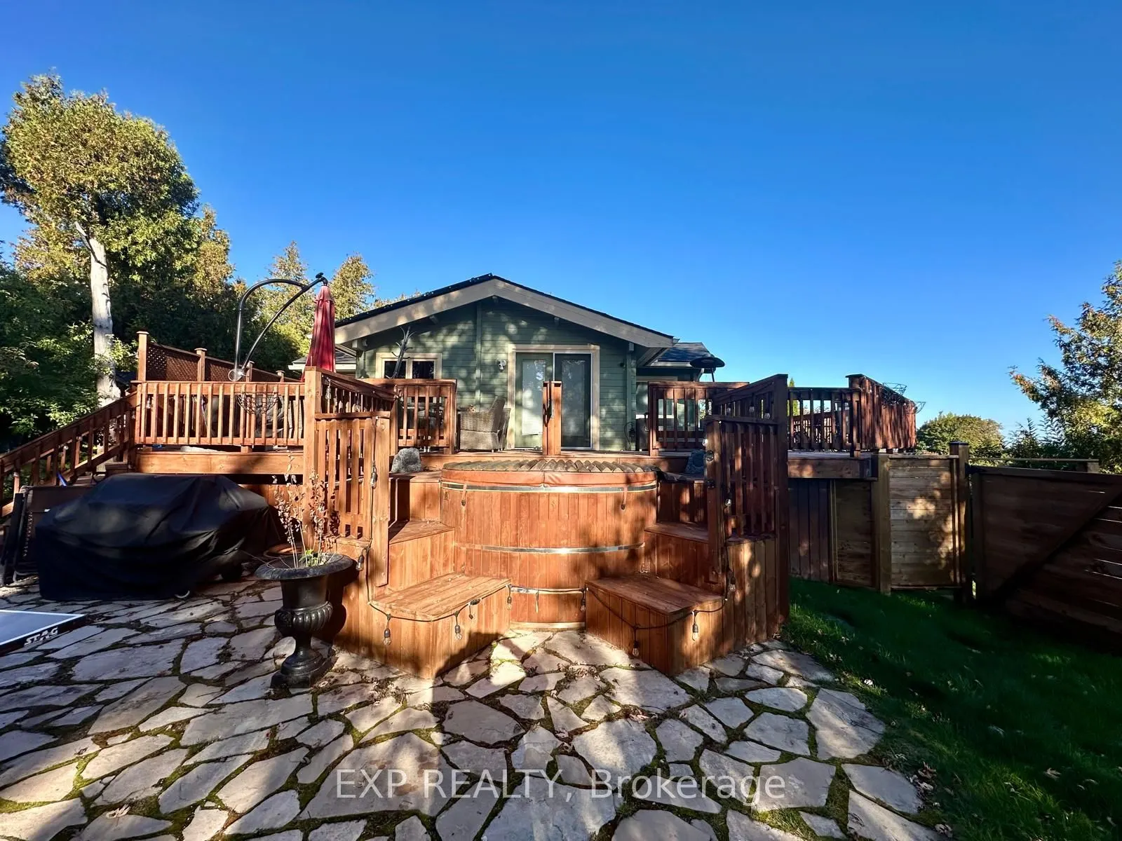 171 Chamonix Crescent