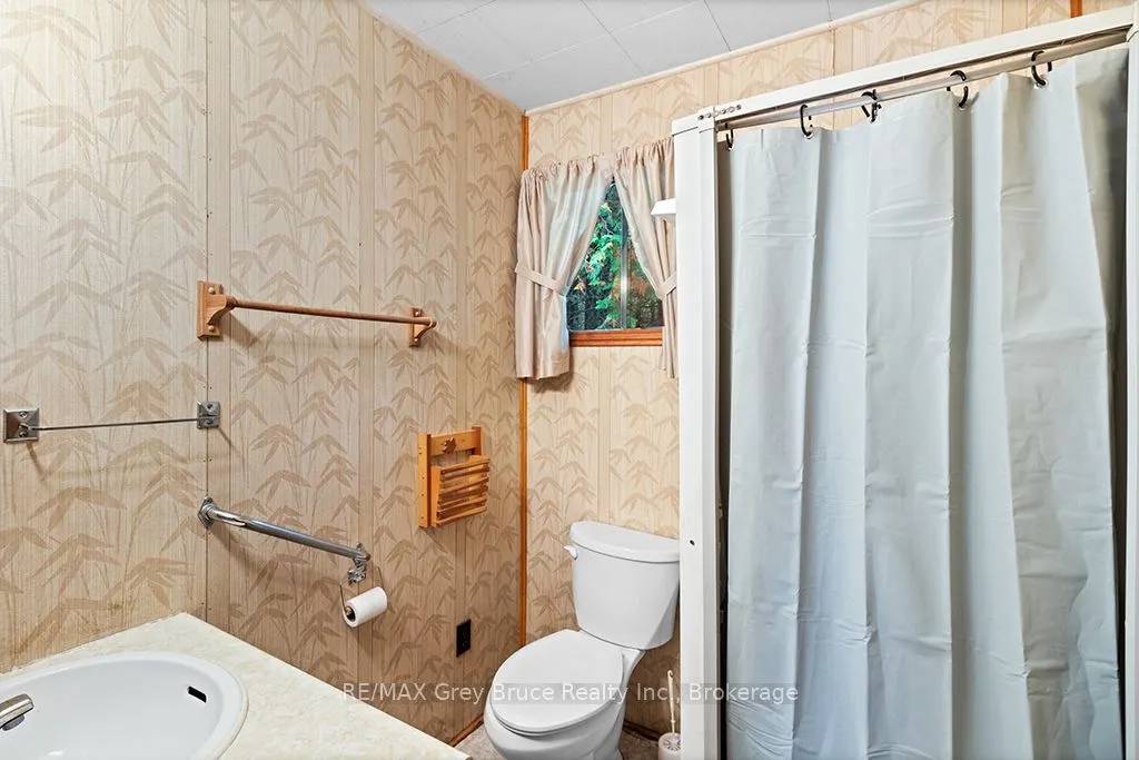 152 Shouldice Lake Road
