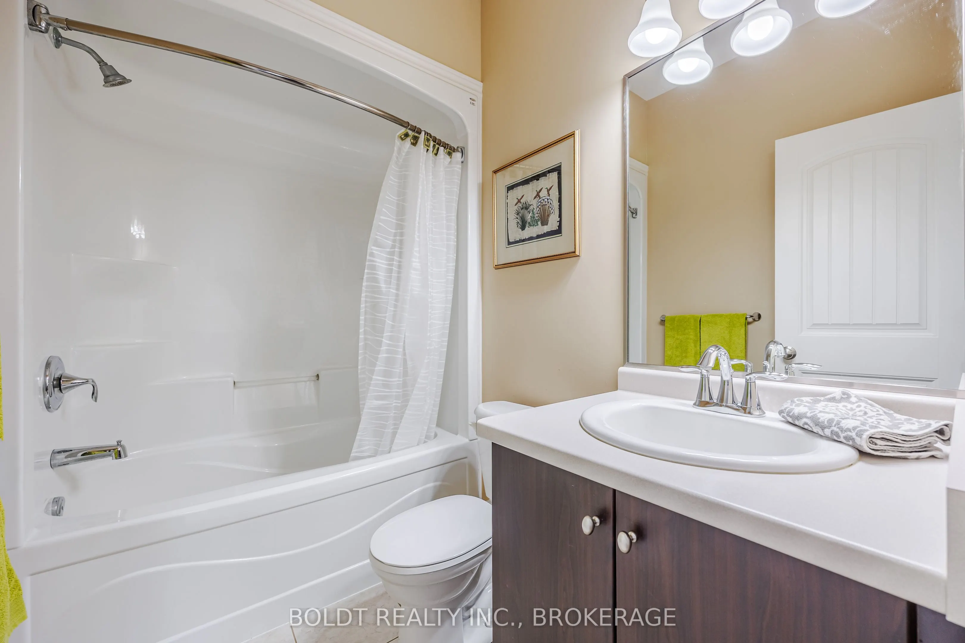 58 Videl Crescent N