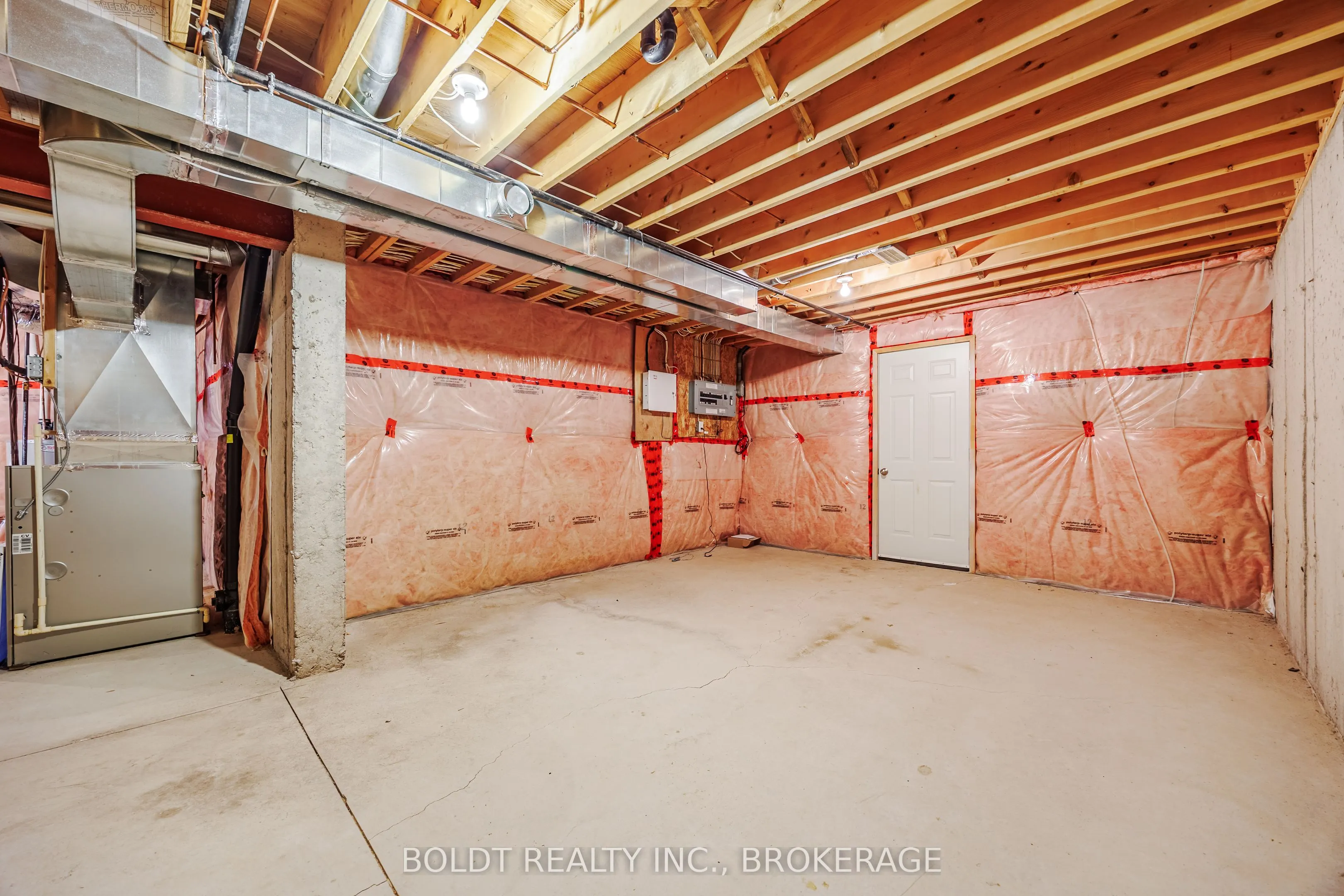 58 Videl Crescent N