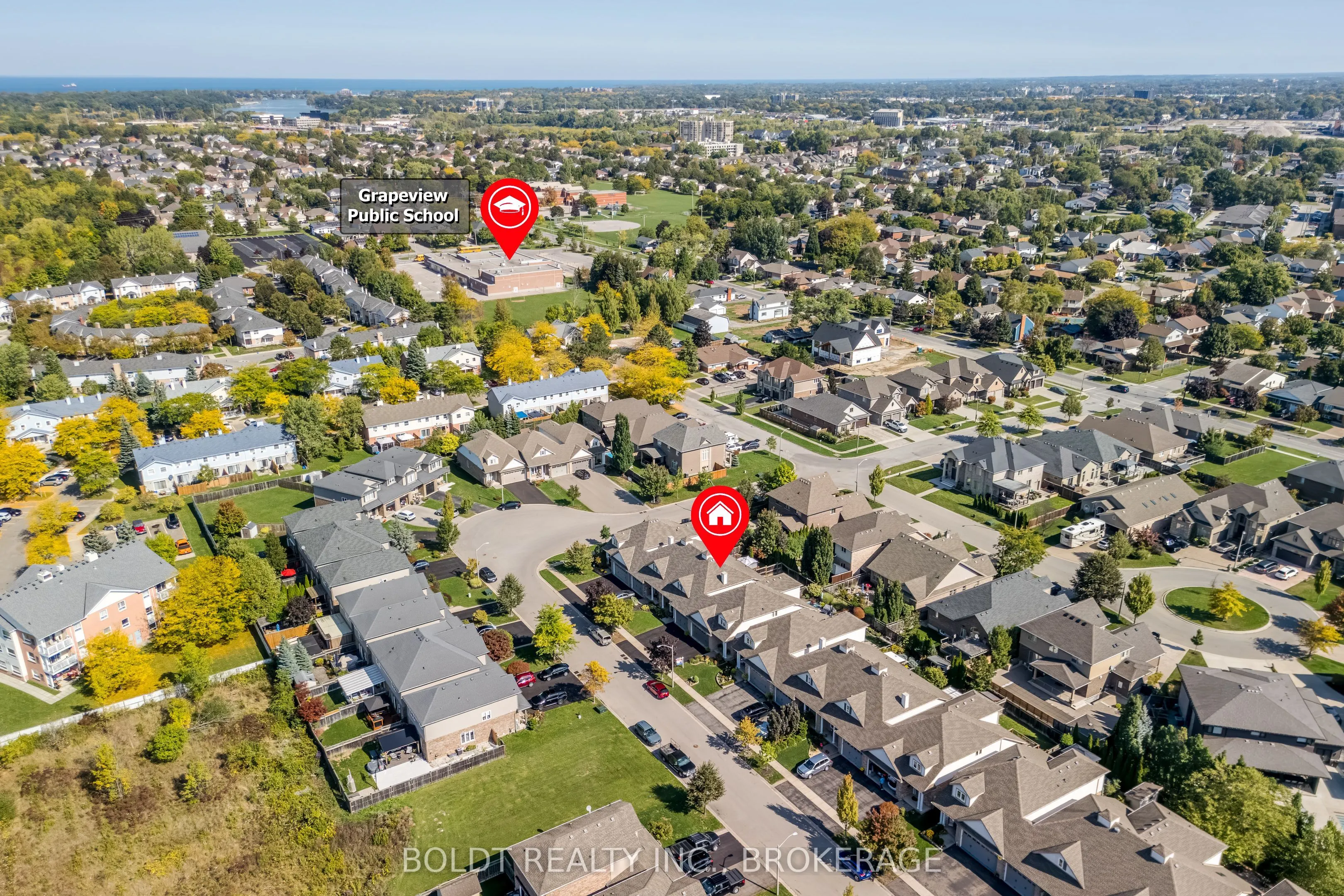 58 Videl Crescent N
