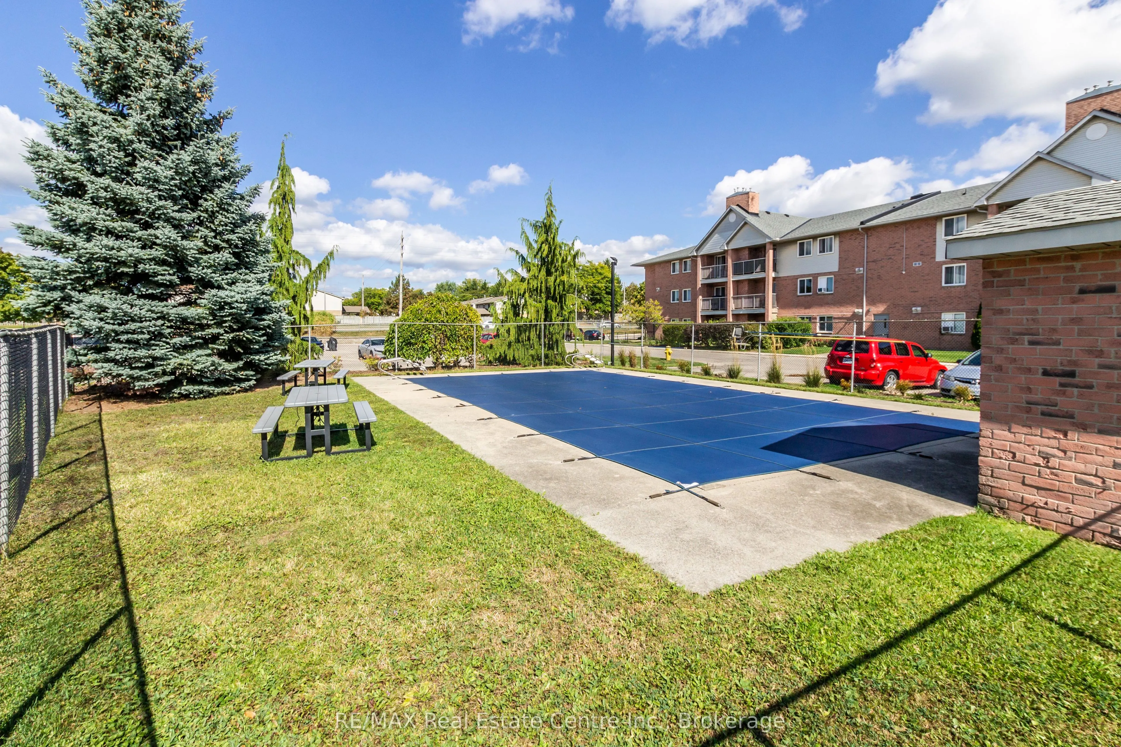 136 Conway Drive, #3