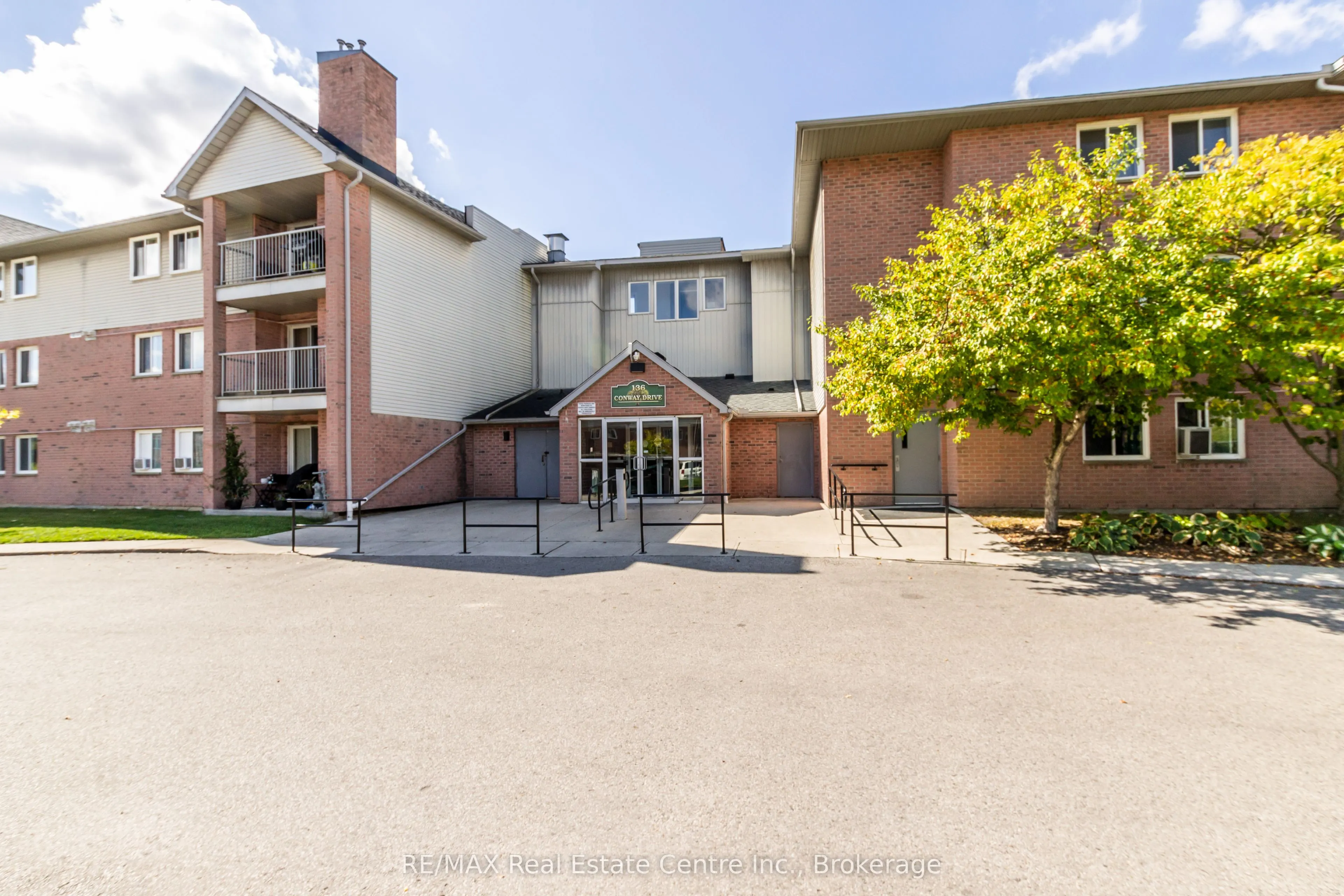 136 Conway Drive, #3